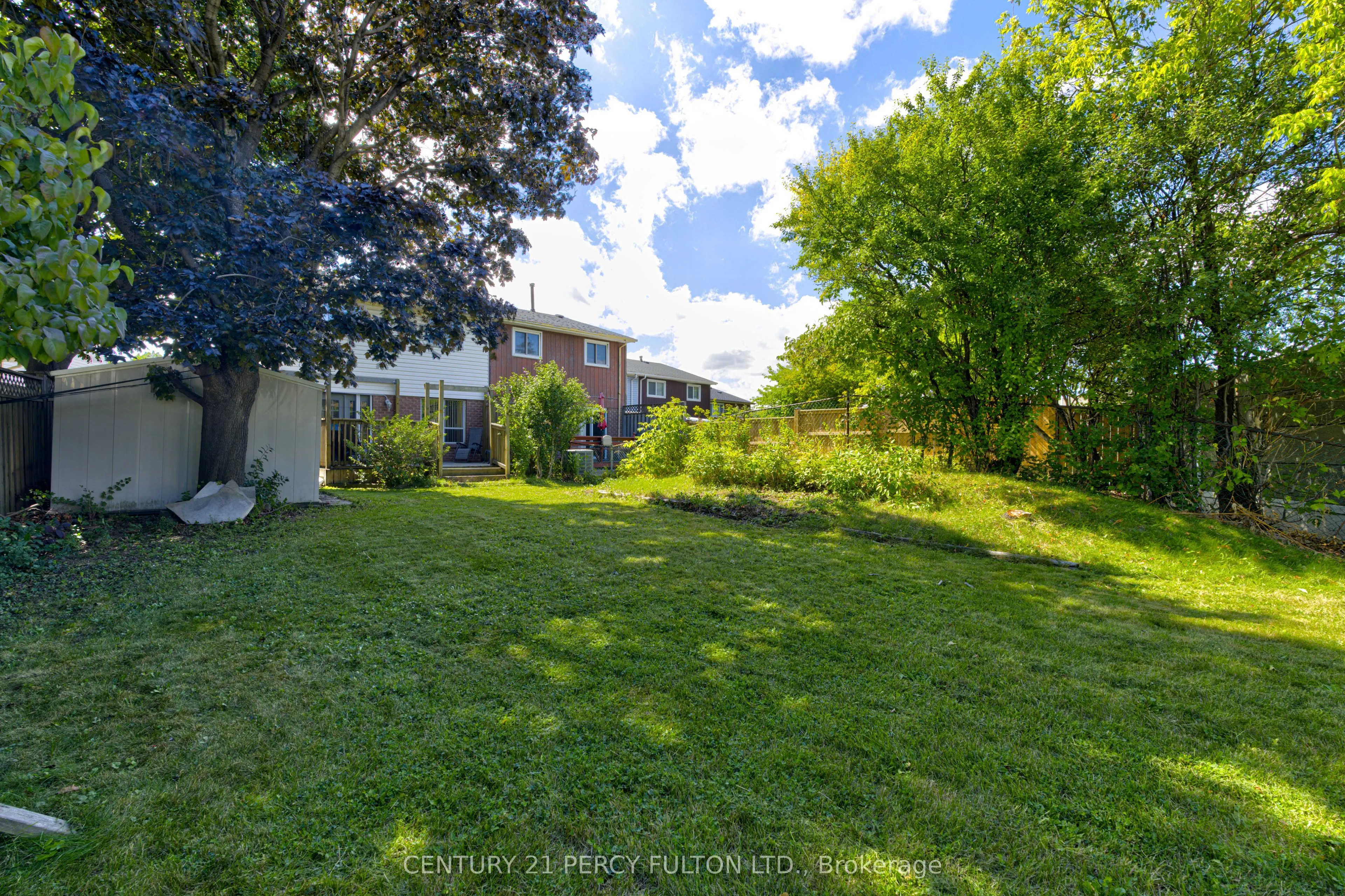 212 Royal Salisbury Way