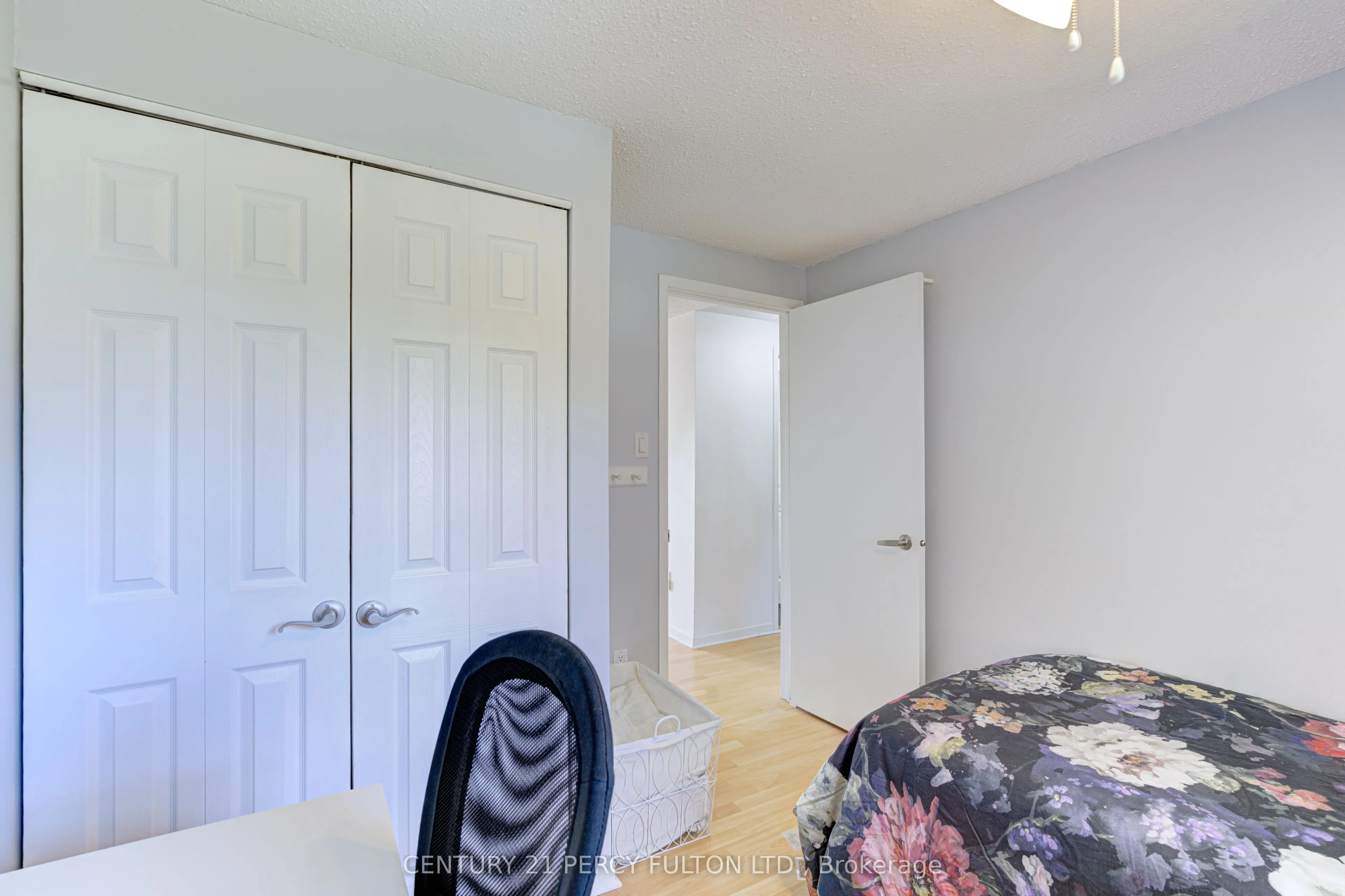 212 Royal Salisbury Way