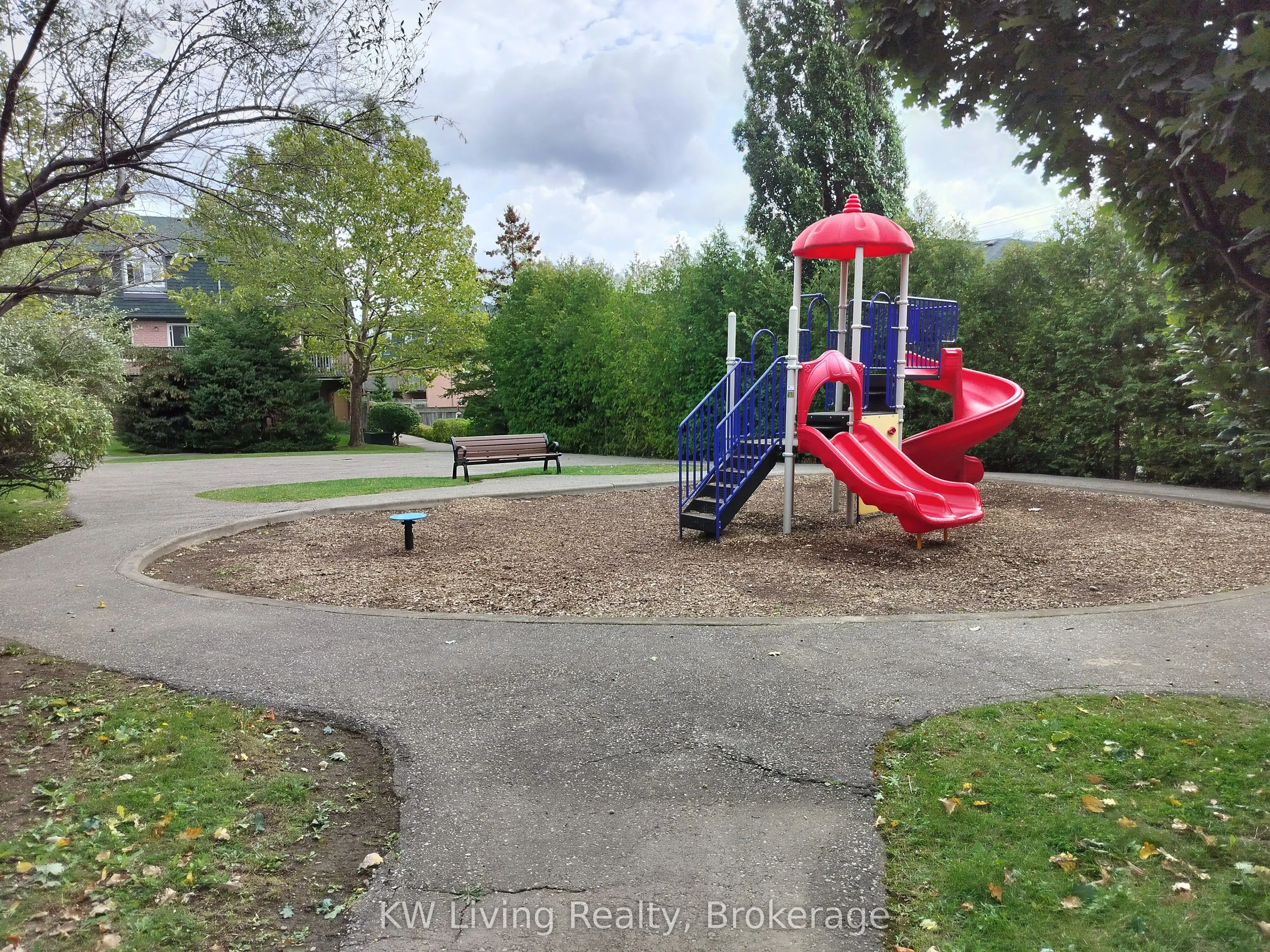 2955 Thomas Street, #32