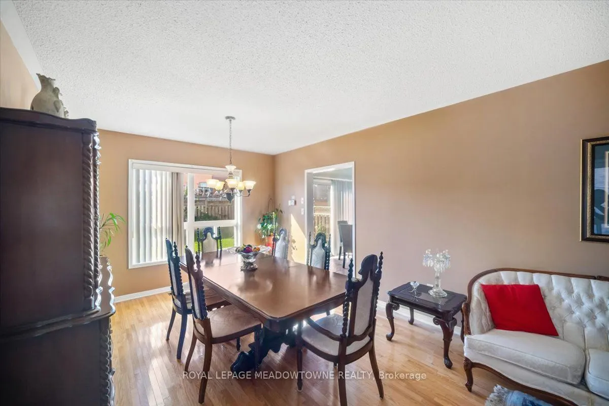 13 Albright Road