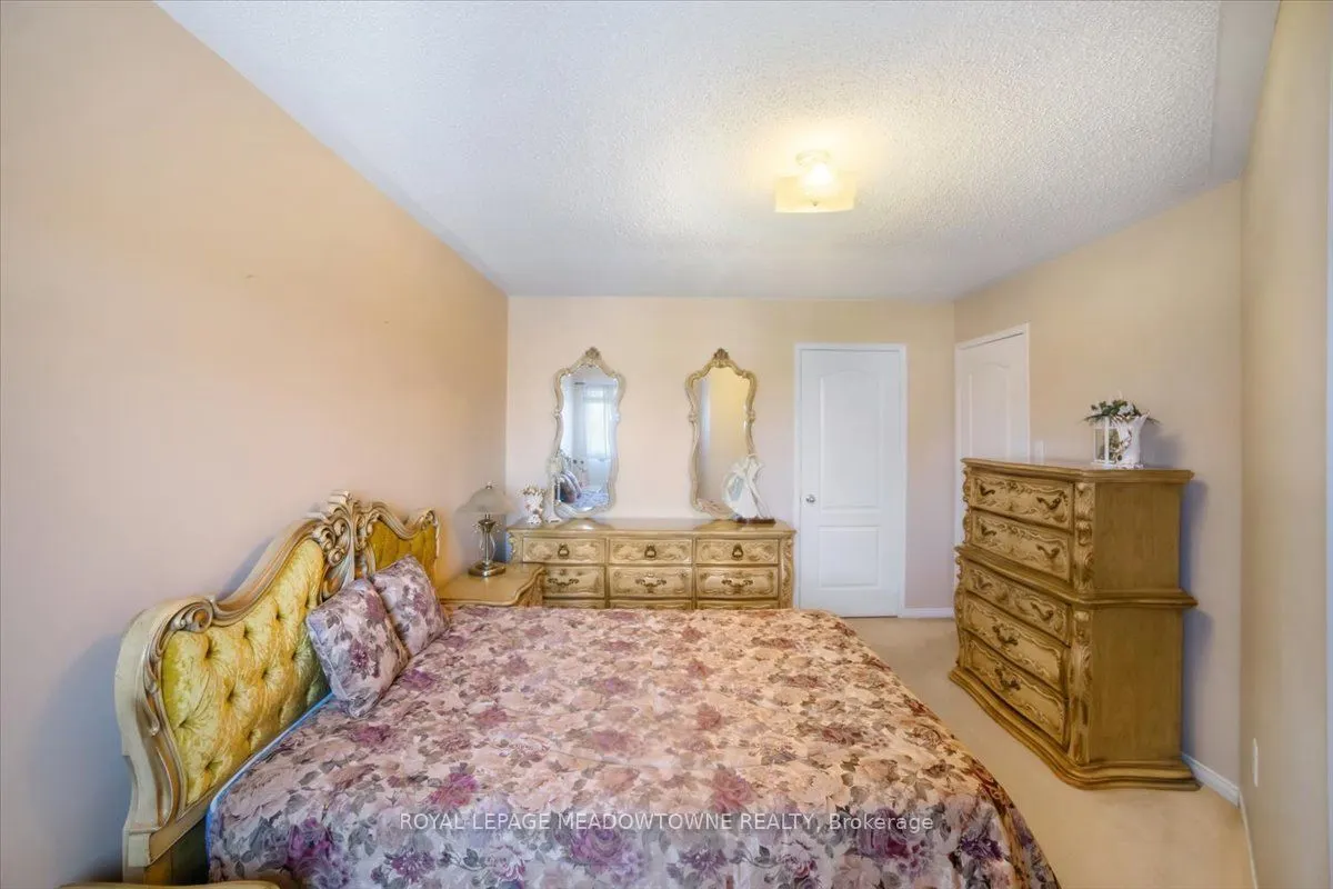 13 Albright Road