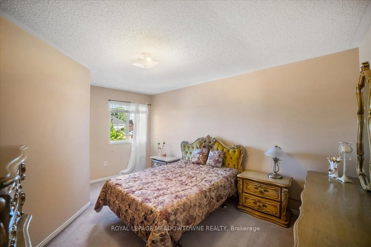 13 Albright Road