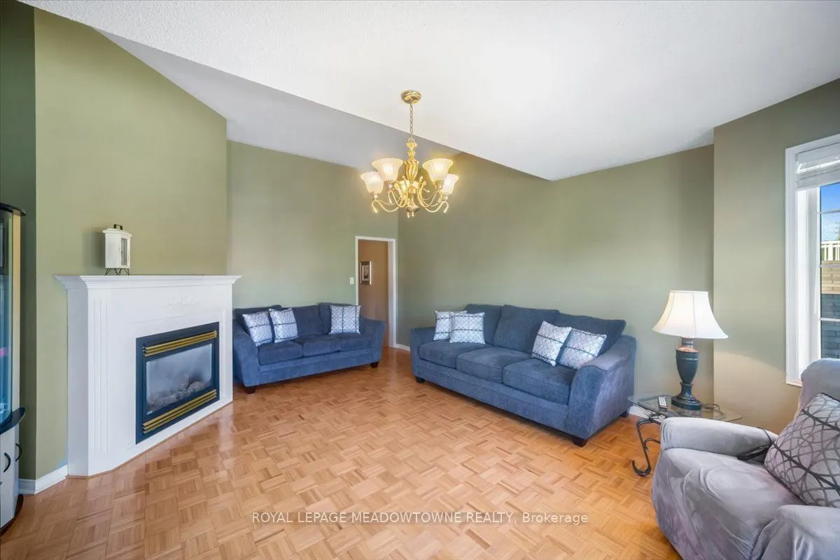 13 Albright Road