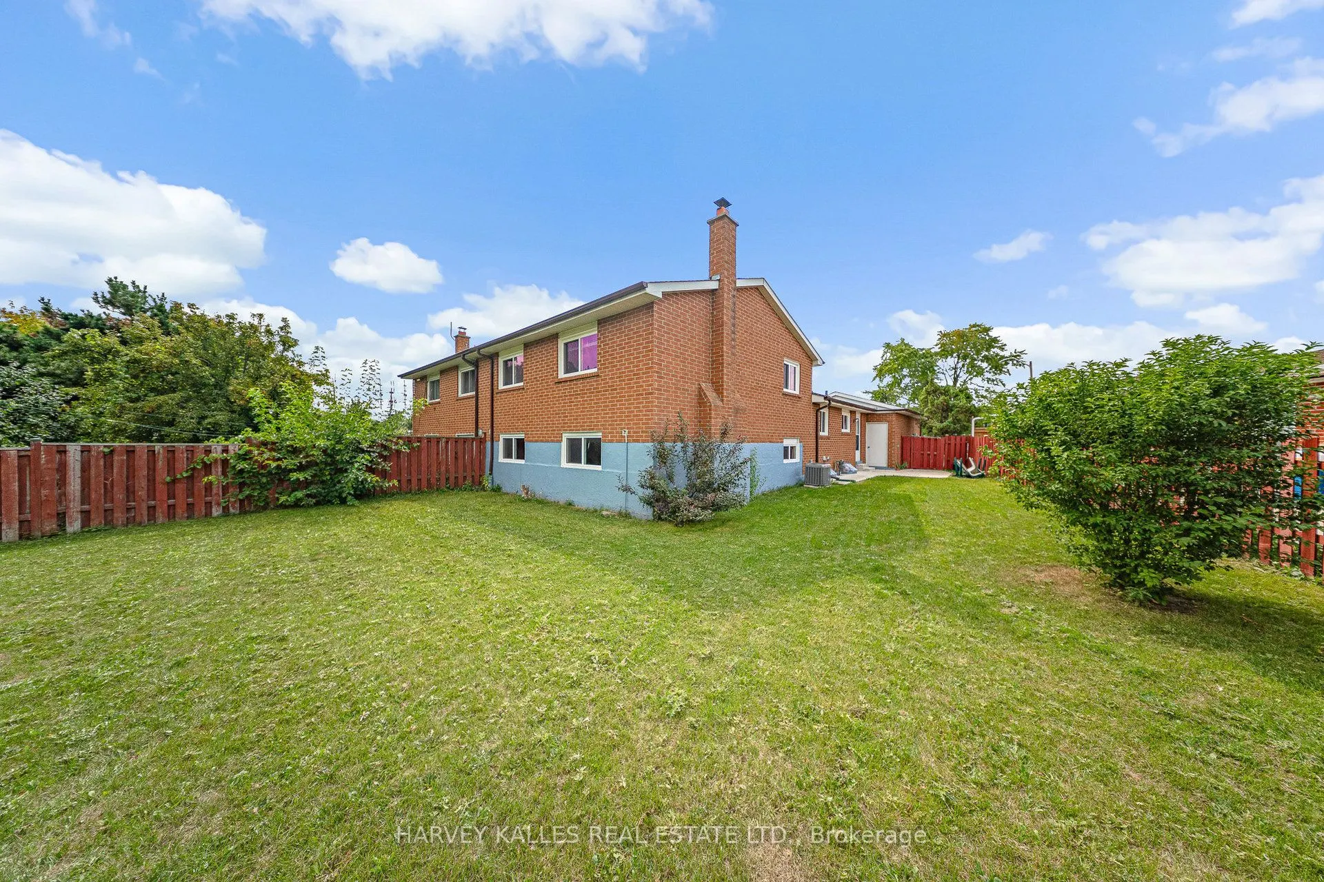7383 Sigsbee Drive