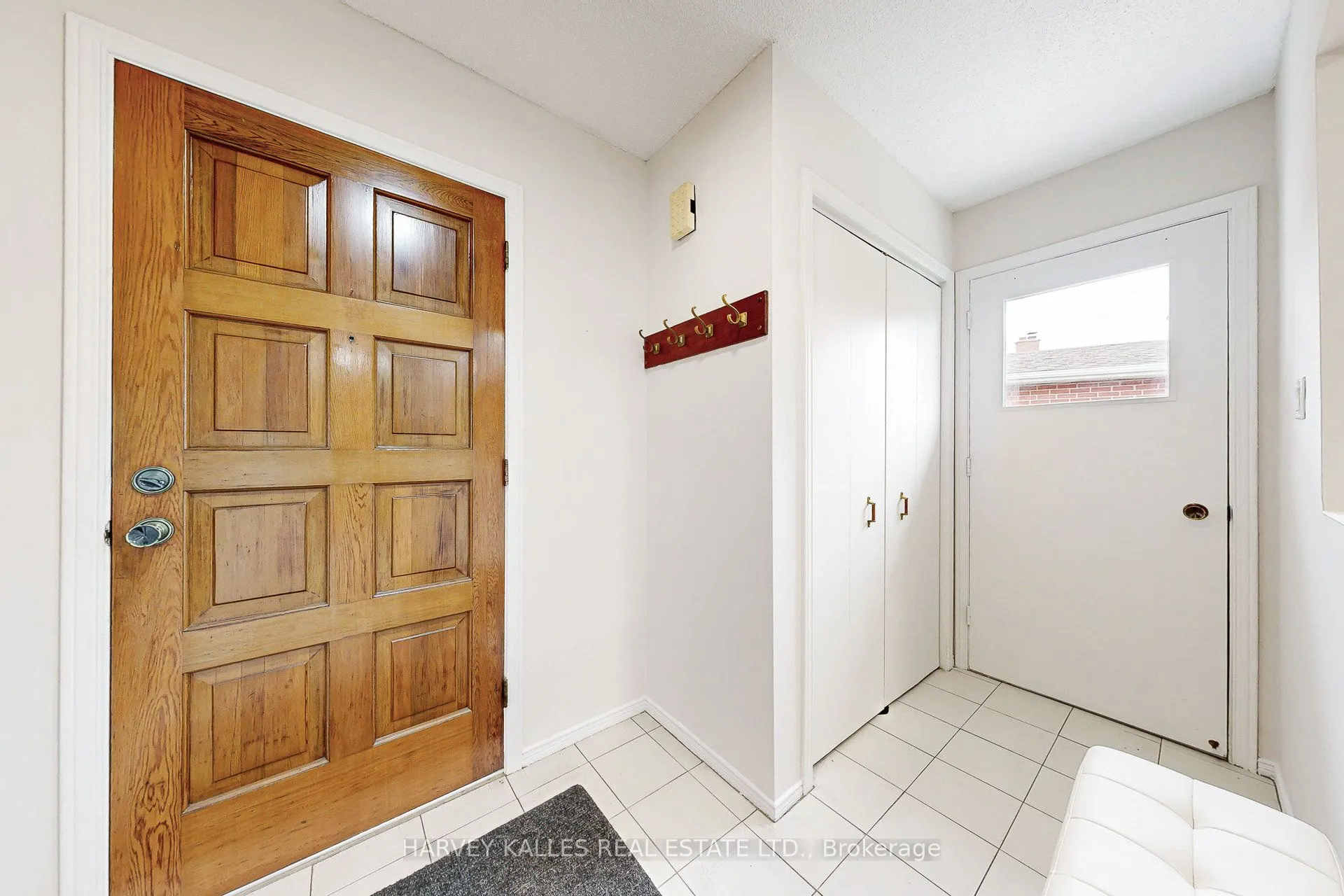7383 Sigsbee Drive