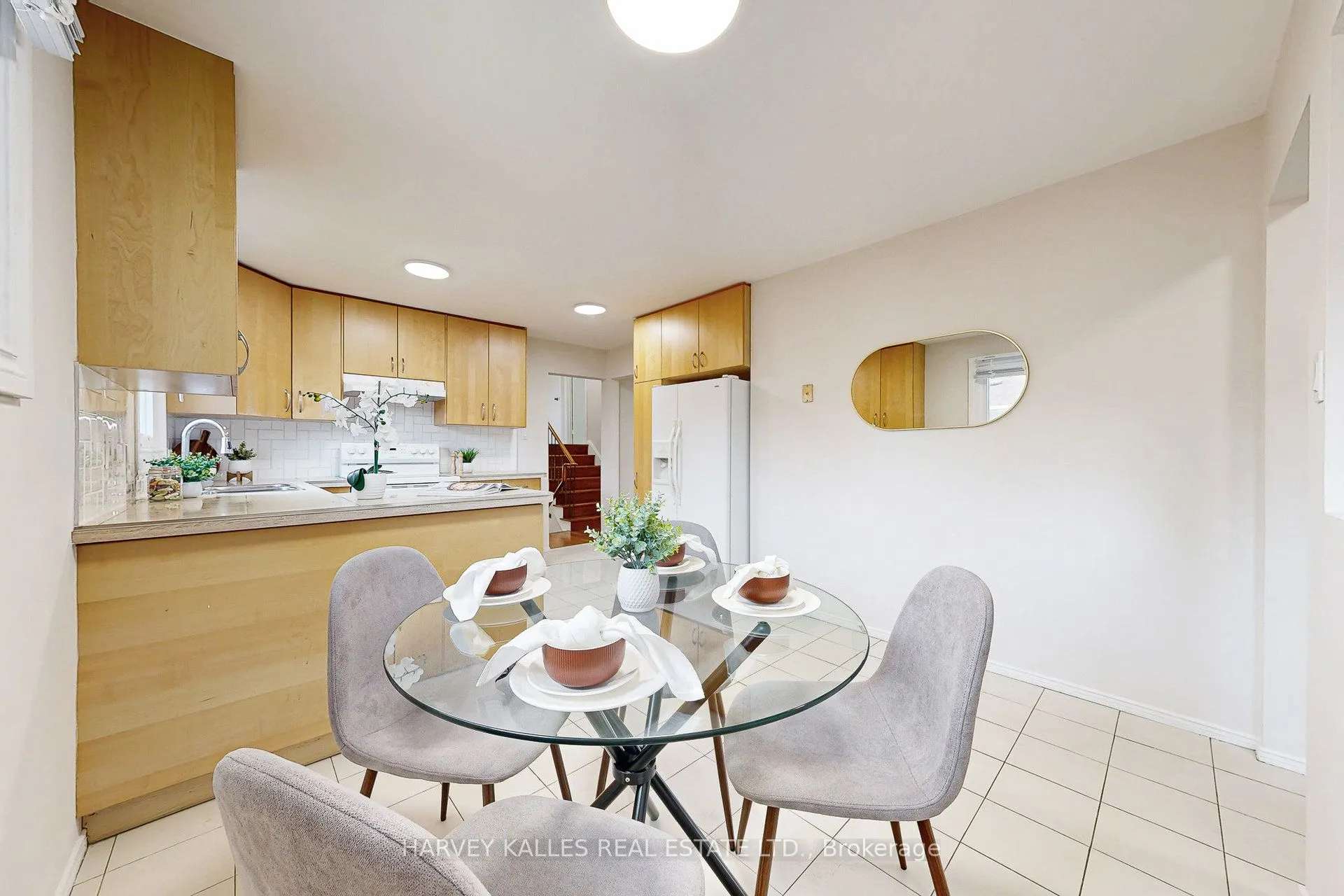 7383 Sigsbee Drive