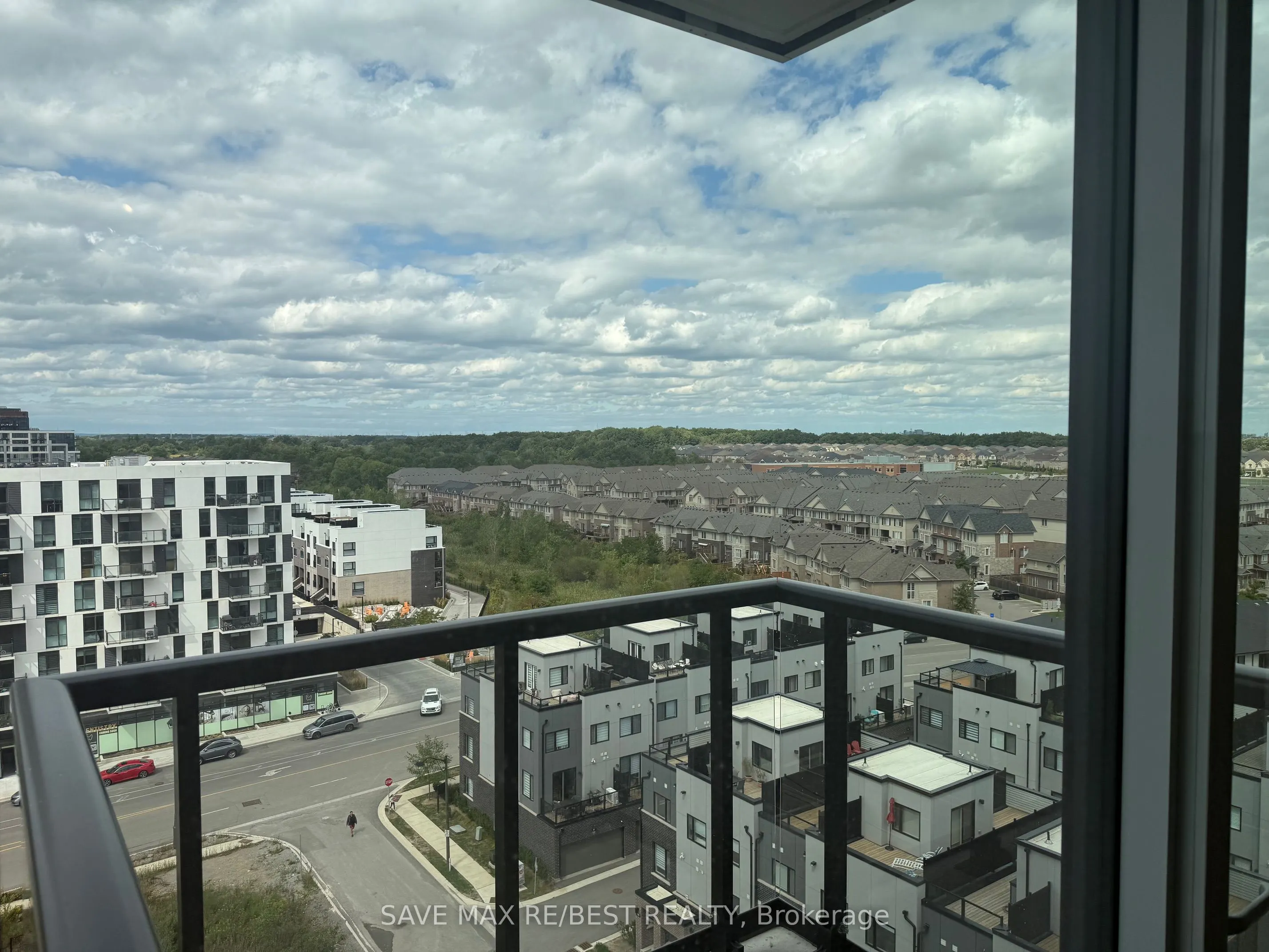 3079 Trafalgar Road, #1007