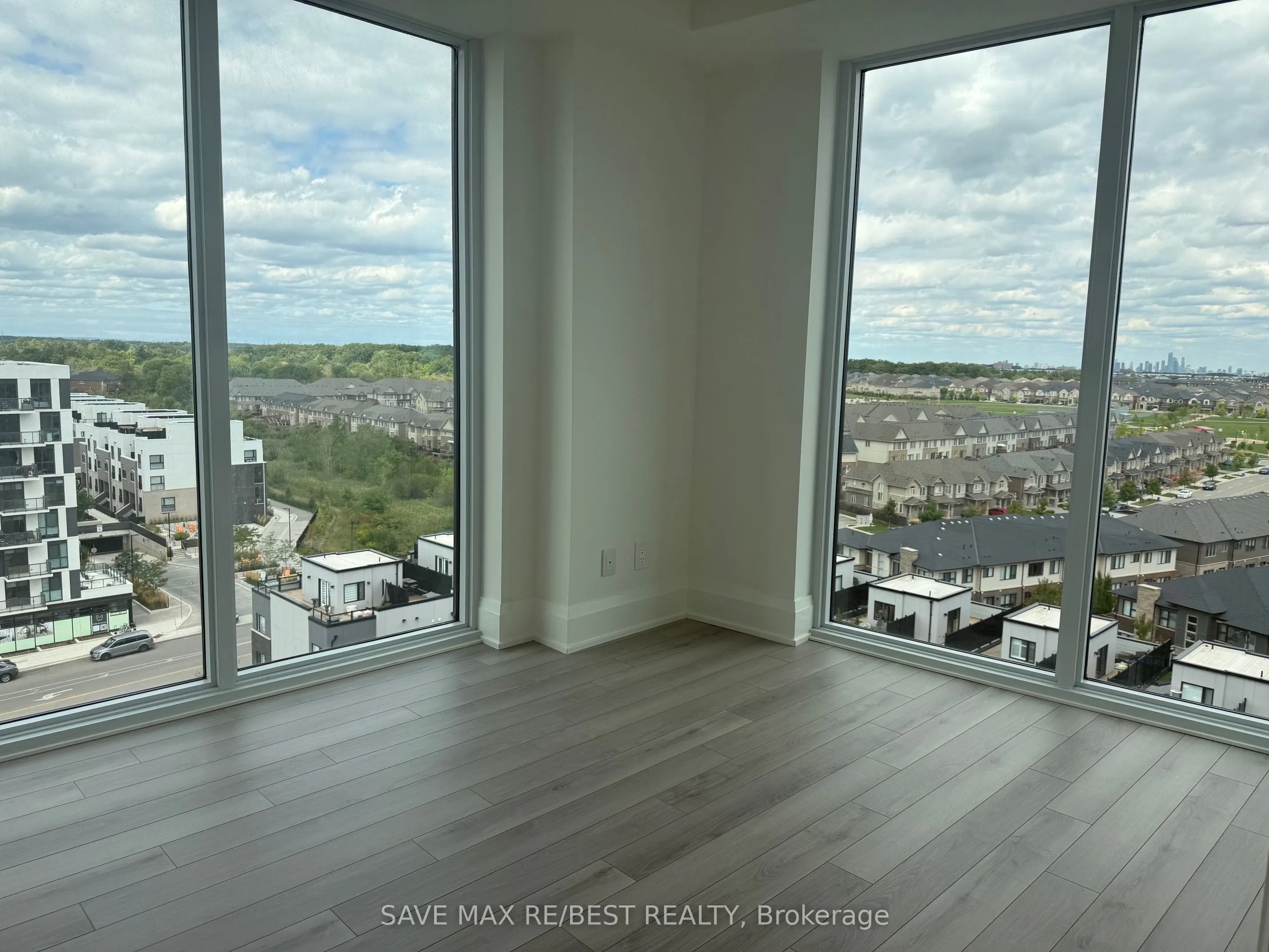 3079 Trafalgar Road, #1007
