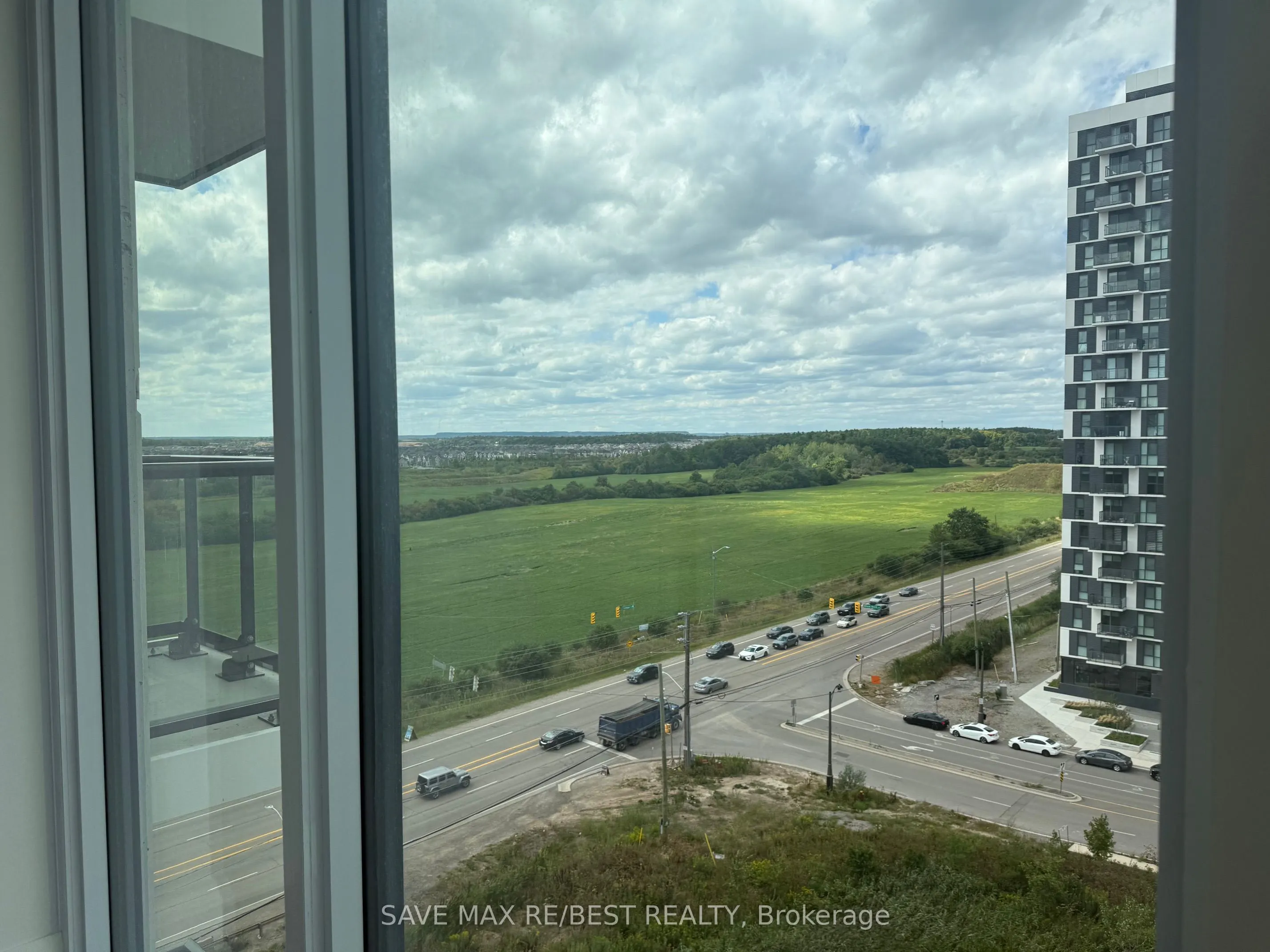 3079 Trafalgar Road, #1007