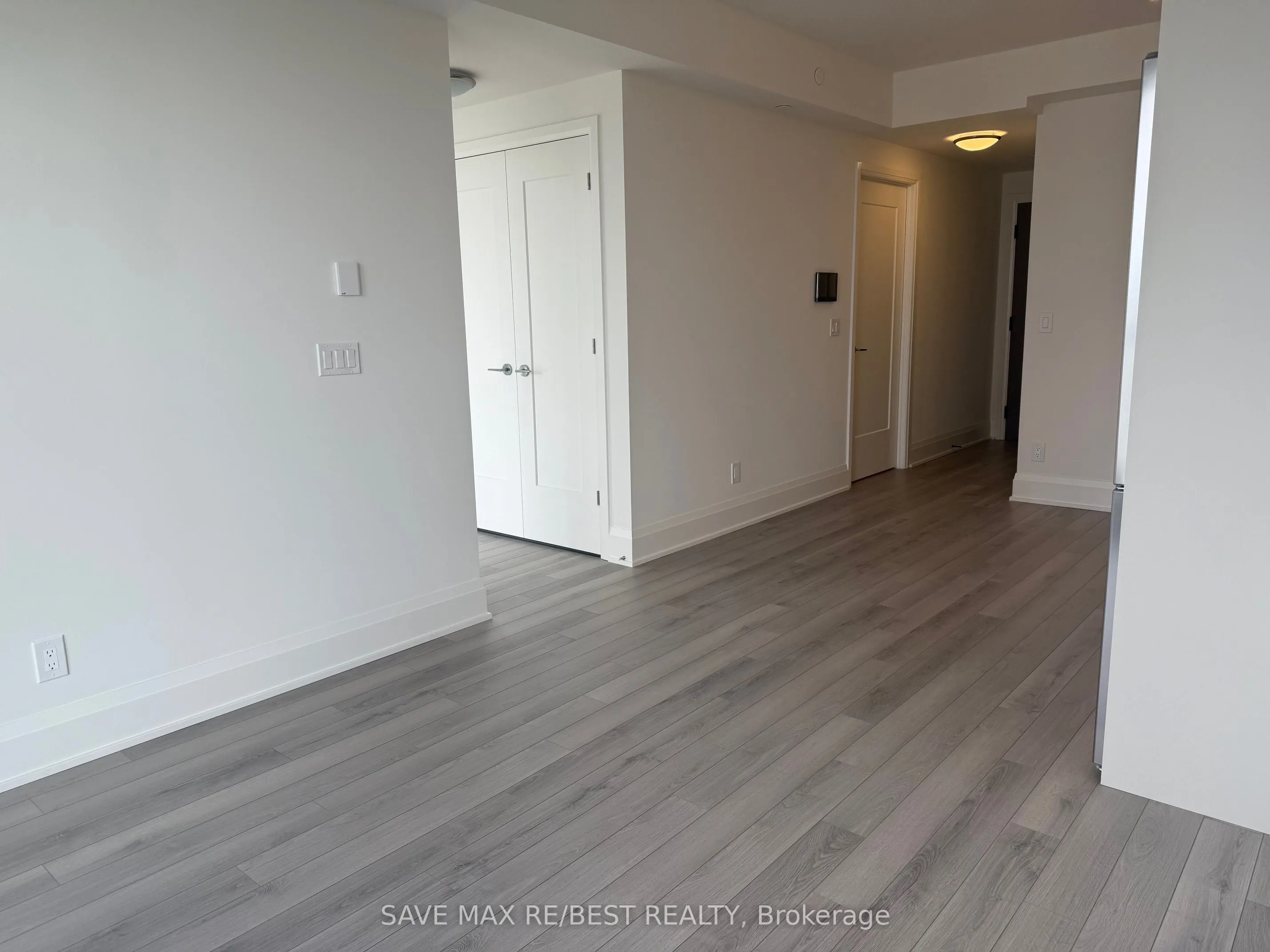 3079 Trafalgar Road, #1007