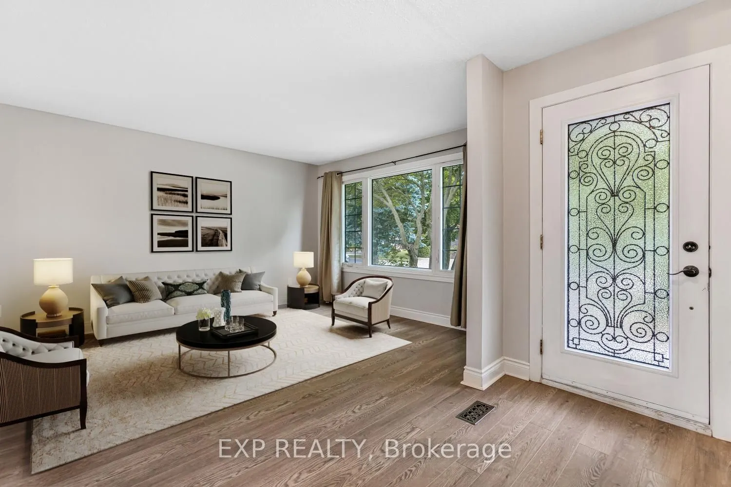 653 Elliott Crescent