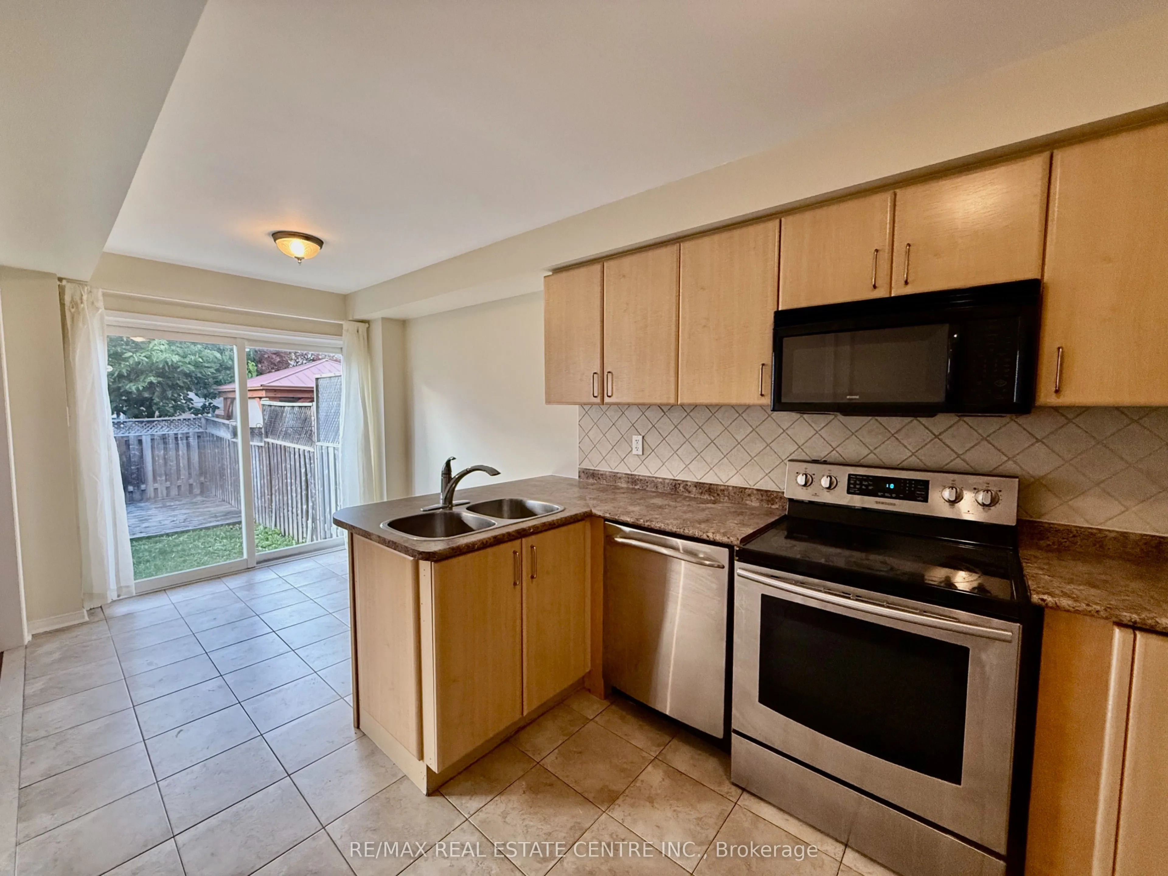 86 Snowberry Crescent