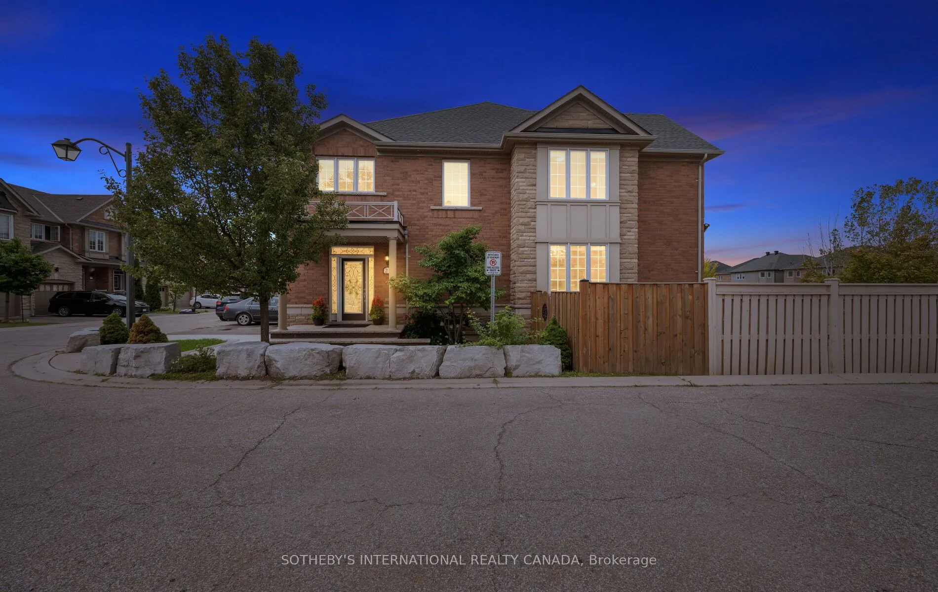 745 Farmstead Drive, #21