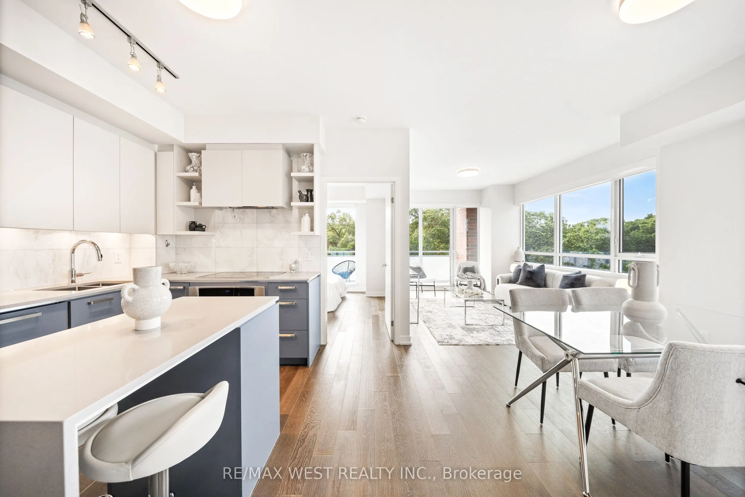1830 Bloor Street W, #511