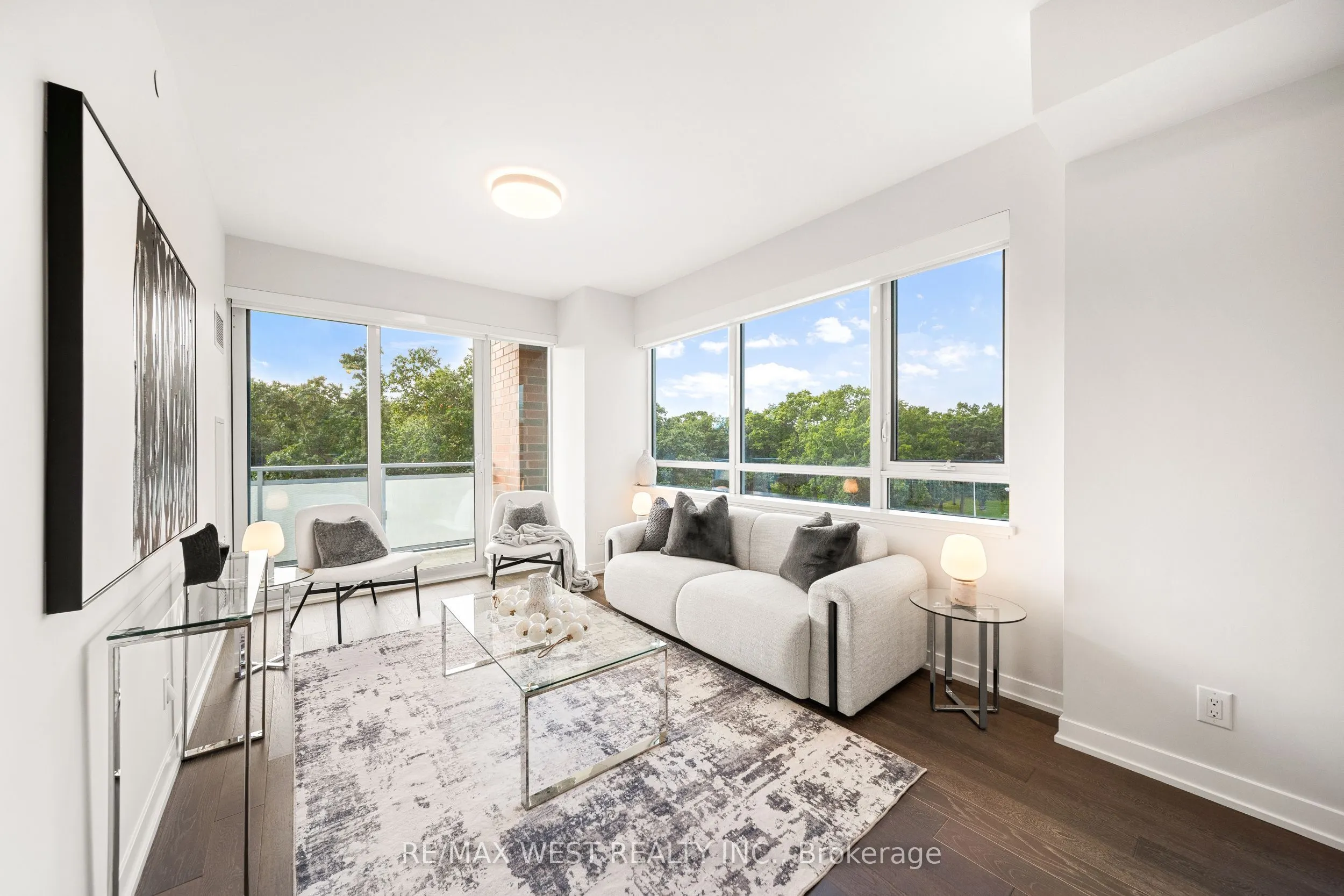 1830 Bloor Street W, #511