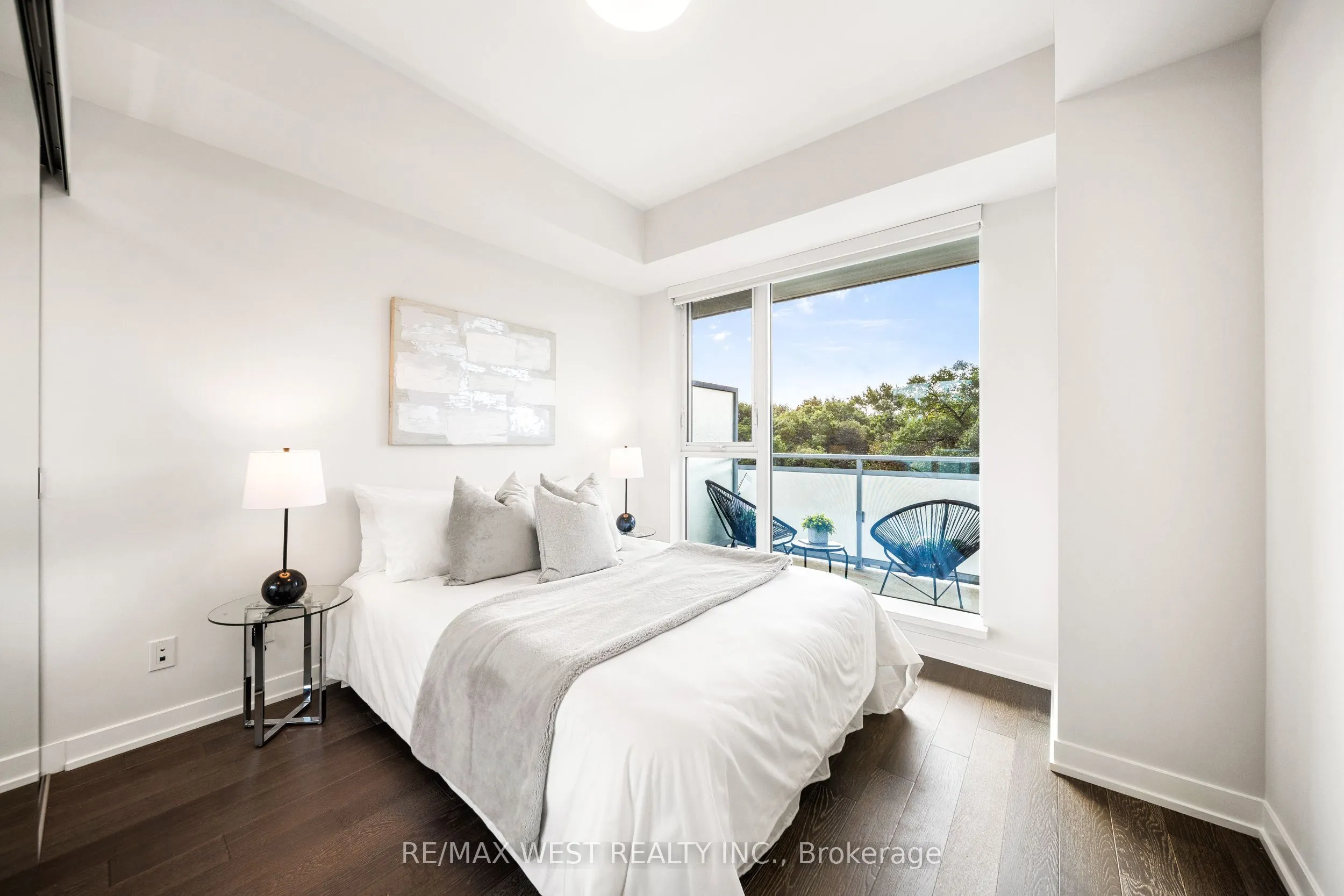 1830 Bloor Street W, #511