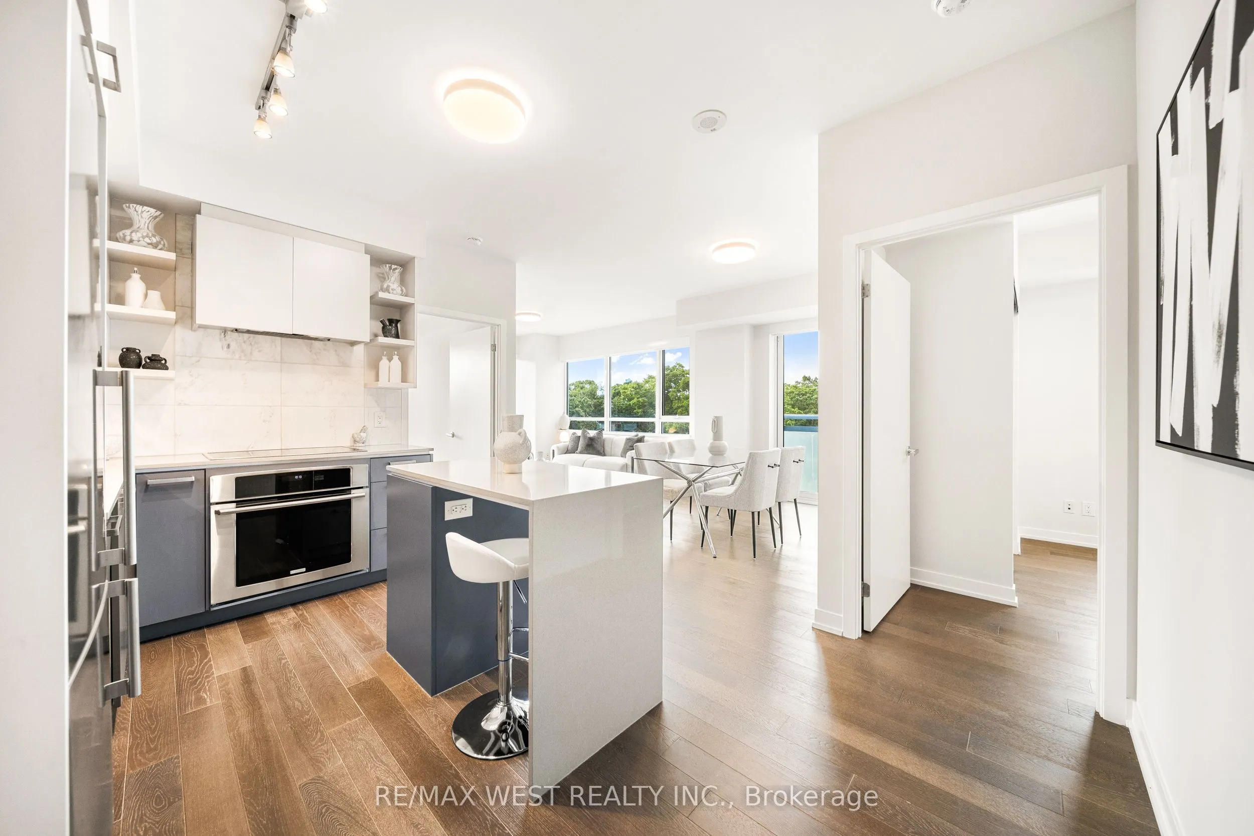 1830 Bloor Street W, #511