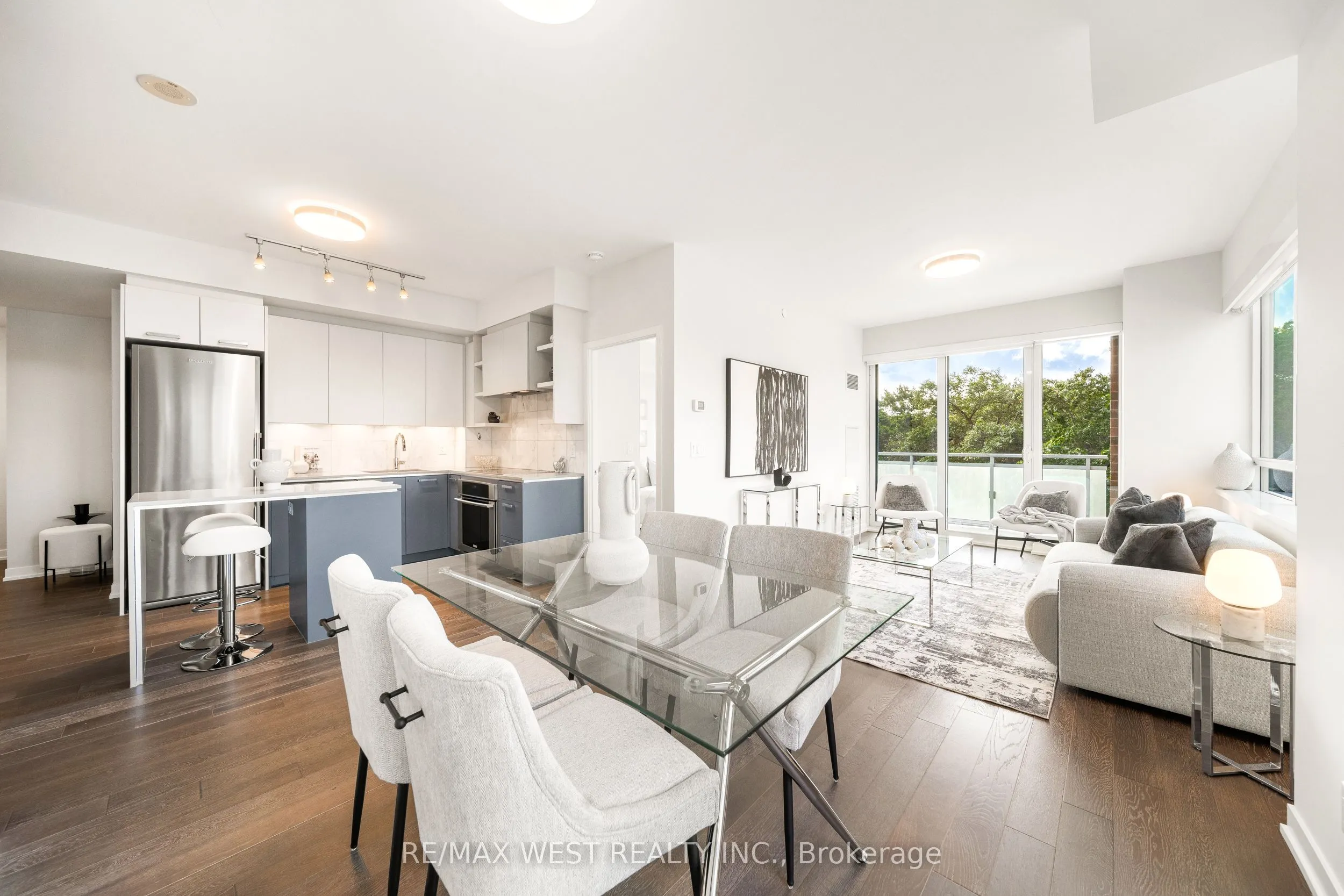 1830 Bloor Street W, #511