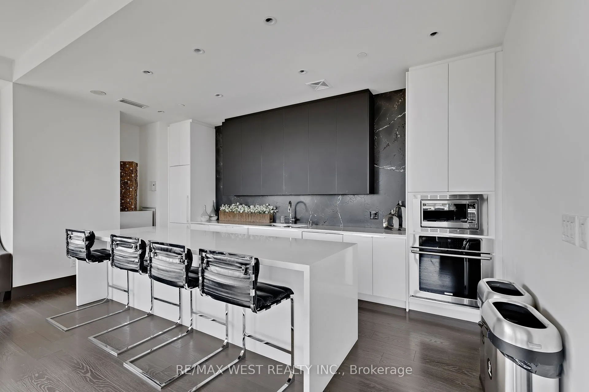 1830 Bloor Street W, #511
