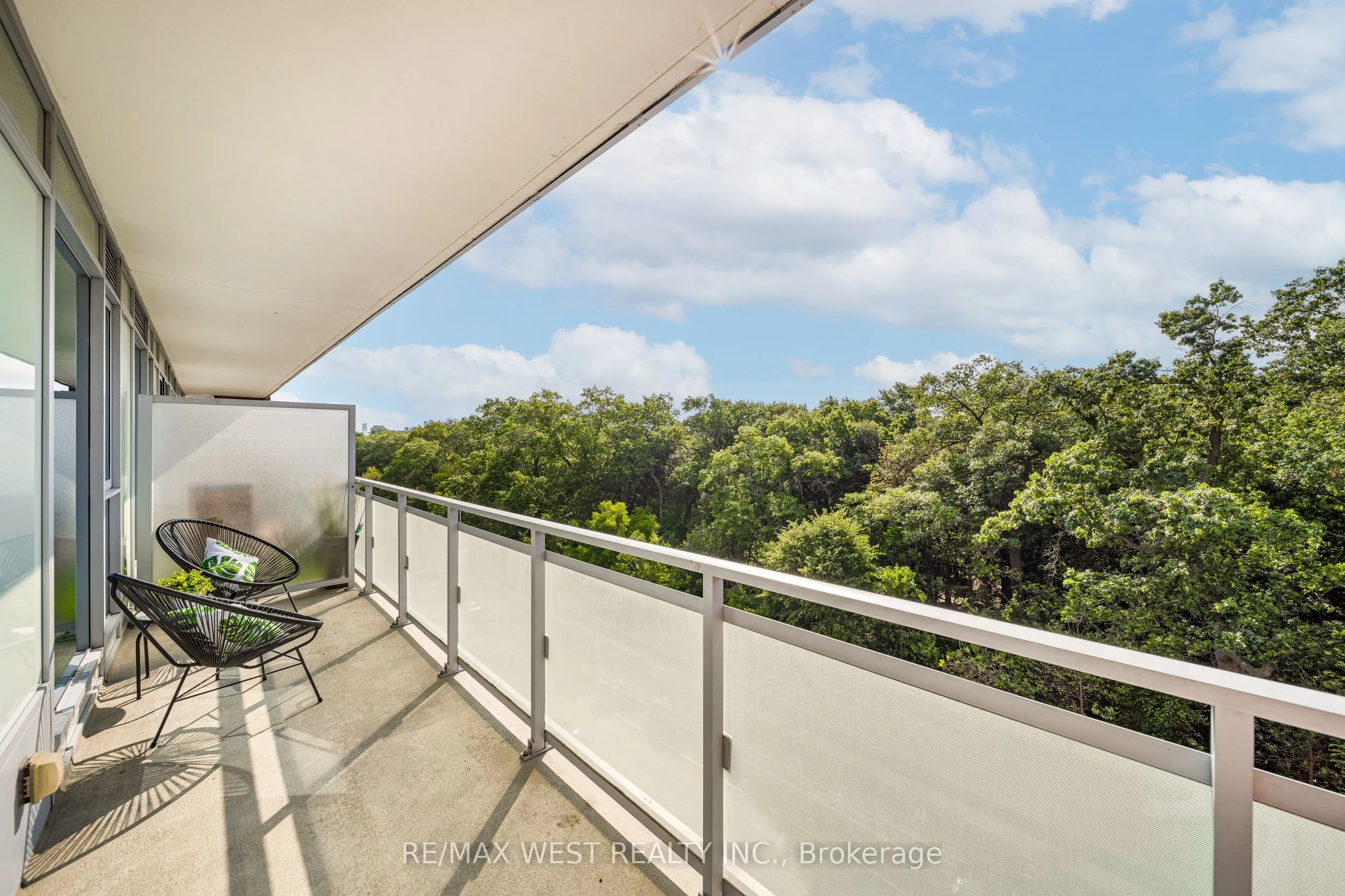 1830 Bloor Street W, #511