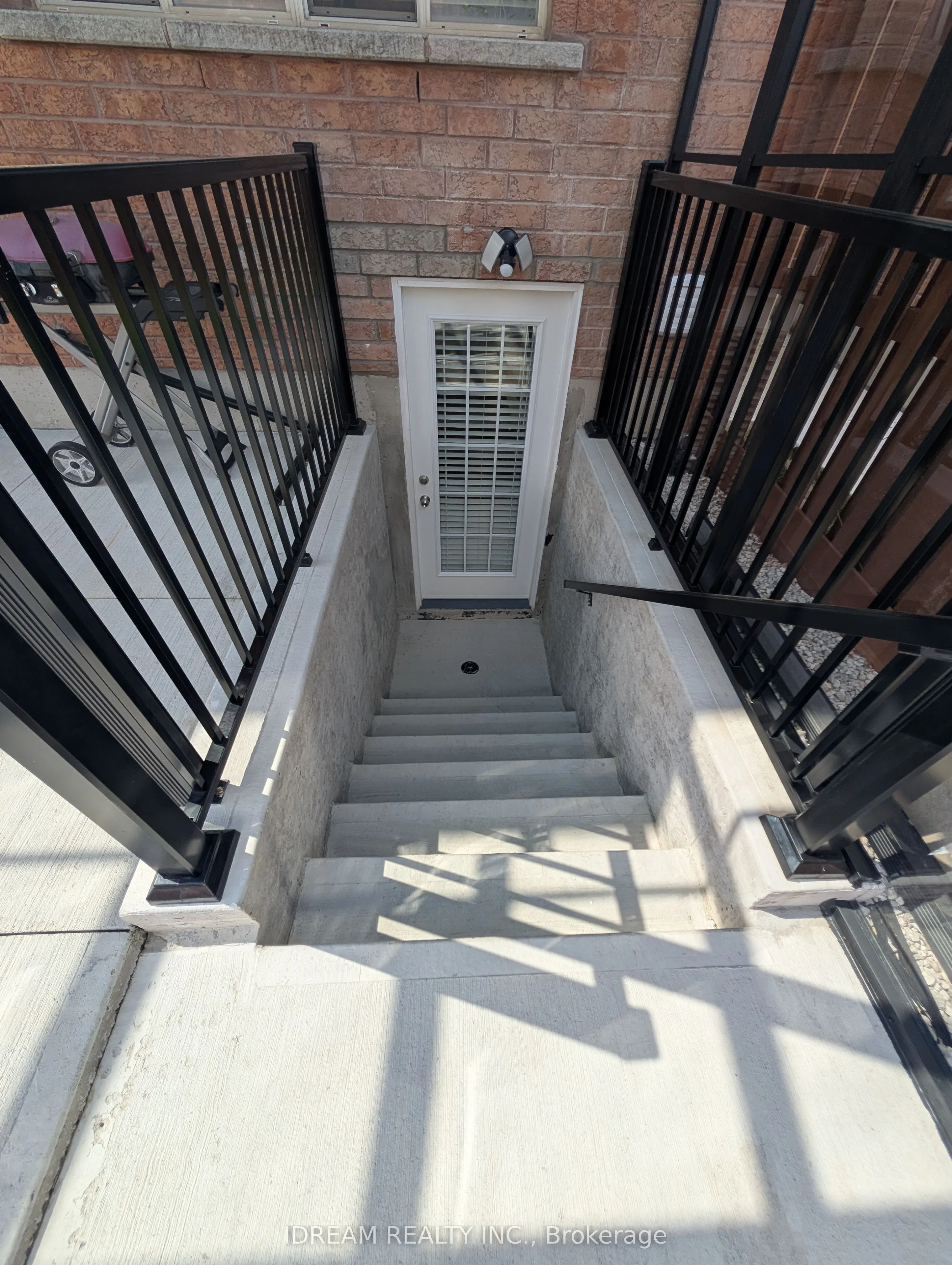 35 Soapstone Trail, #Bsmt
