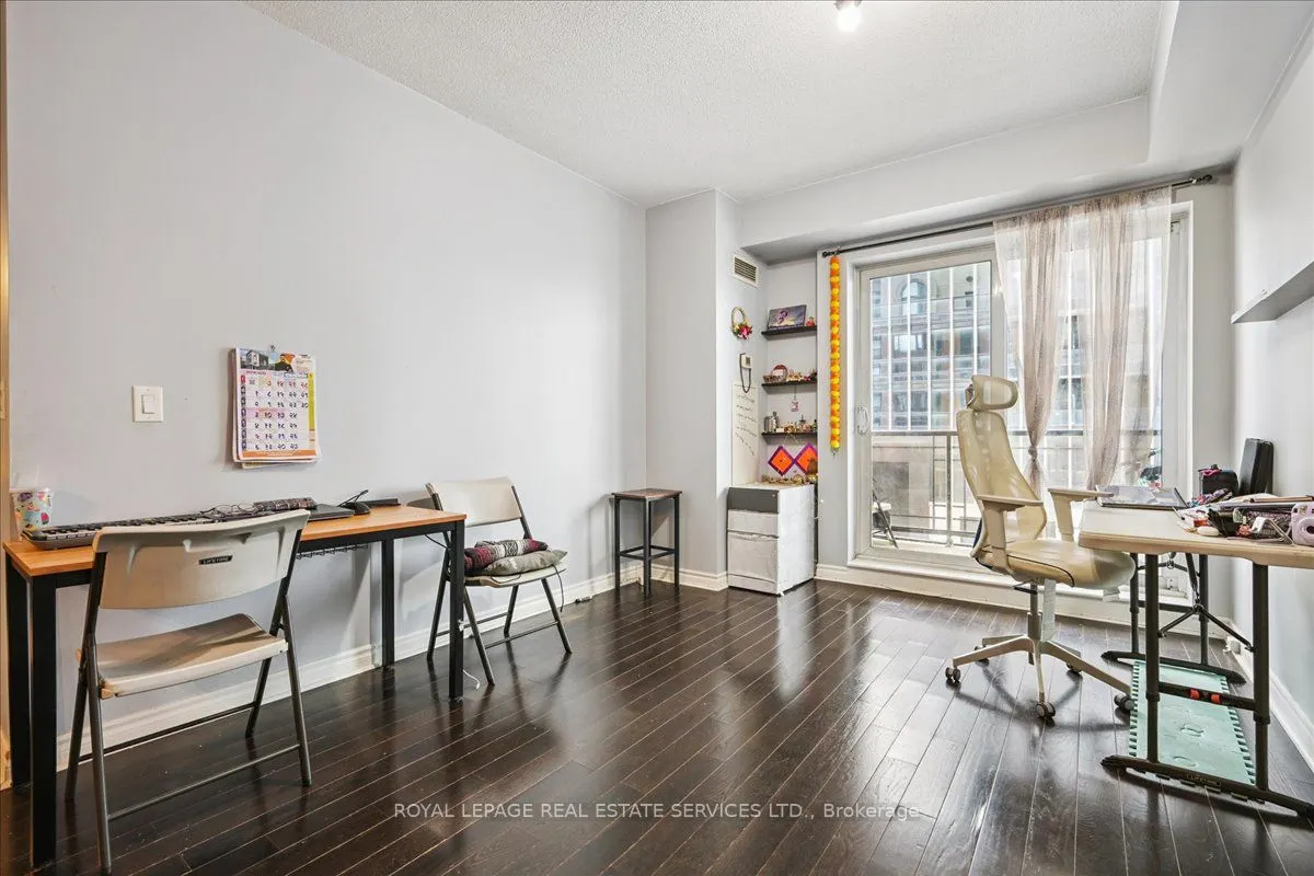 385 Prince Of Wales Drive, #424