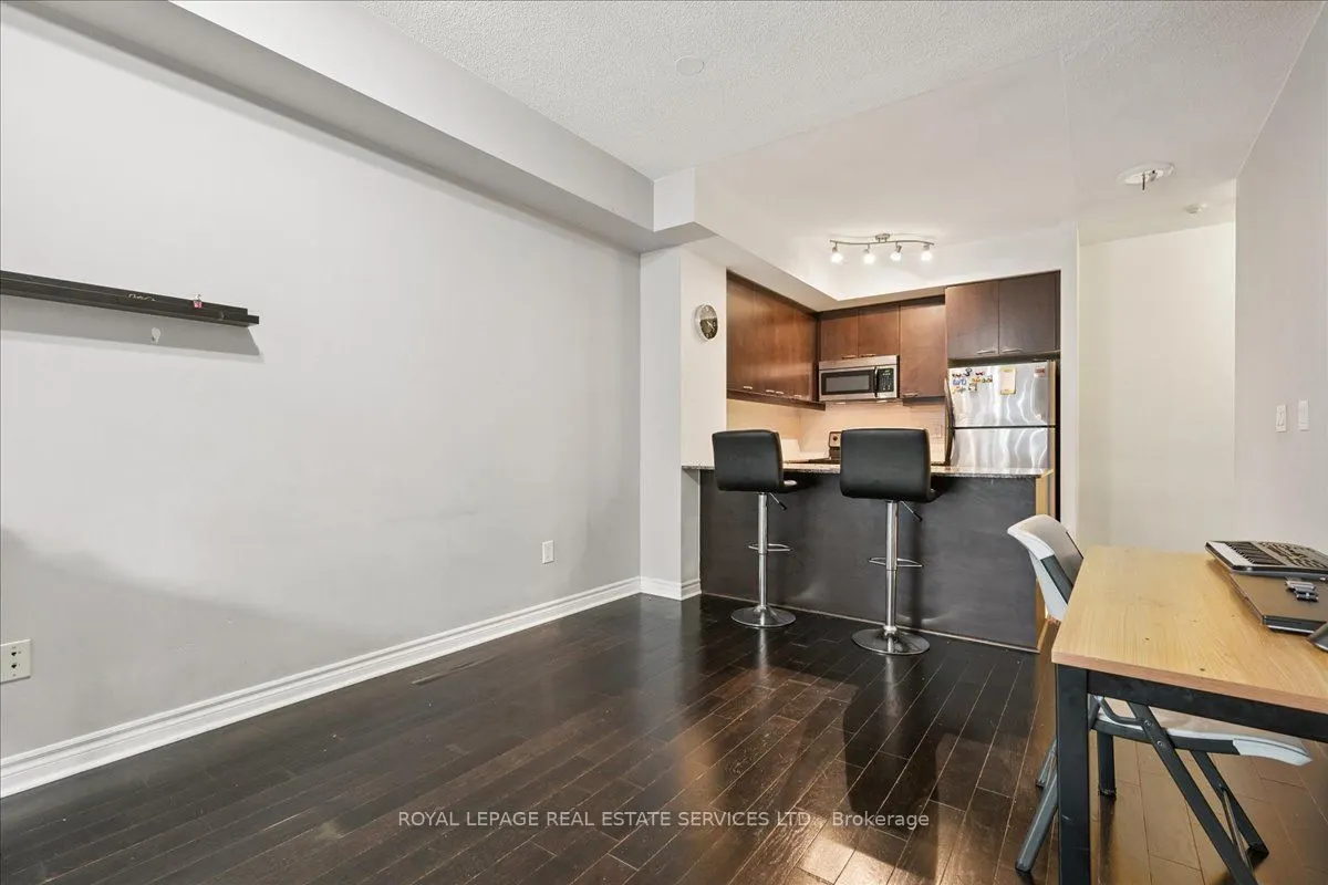 385 Prince Of Wales Drive, #424