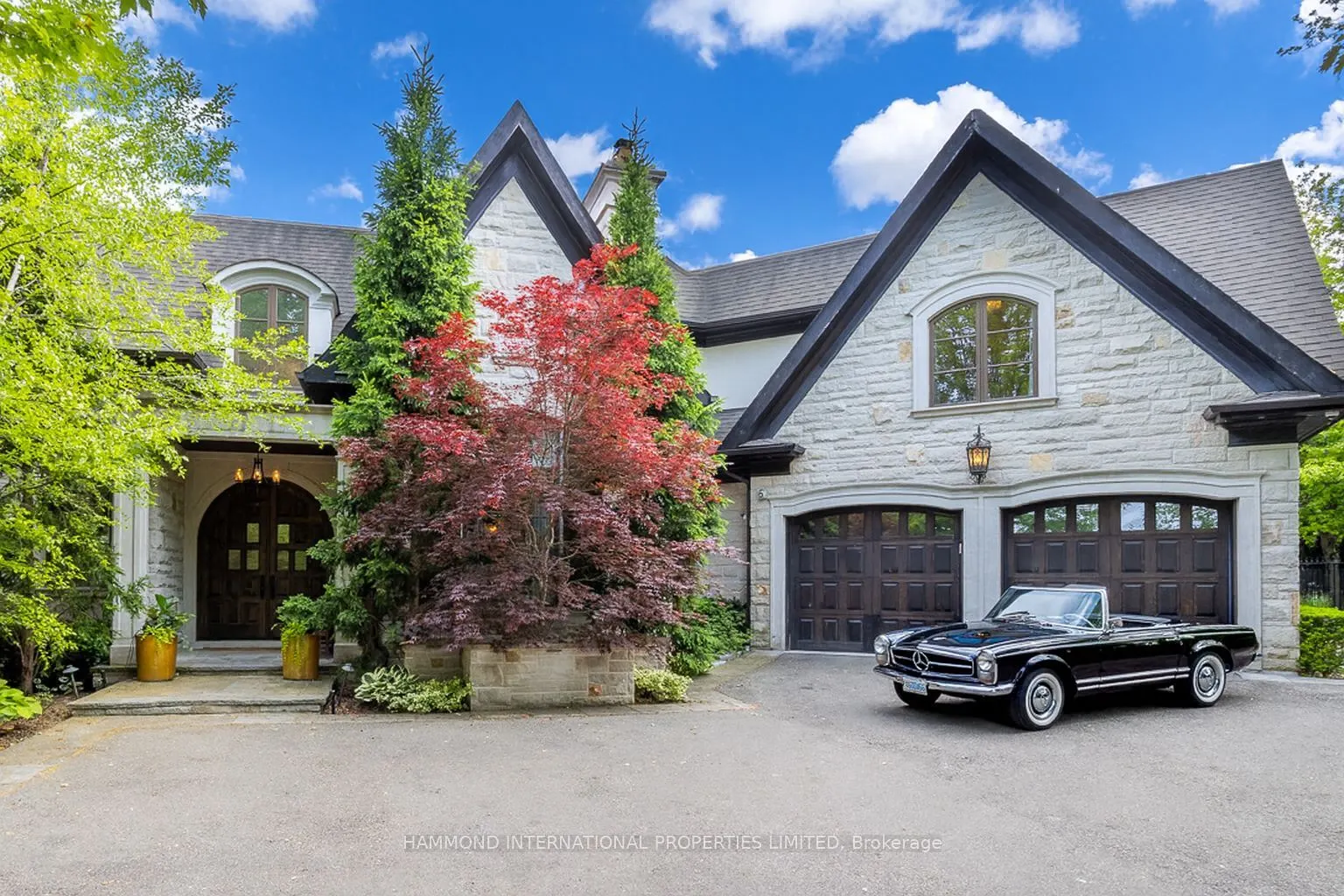 42 Lorraine Gardens