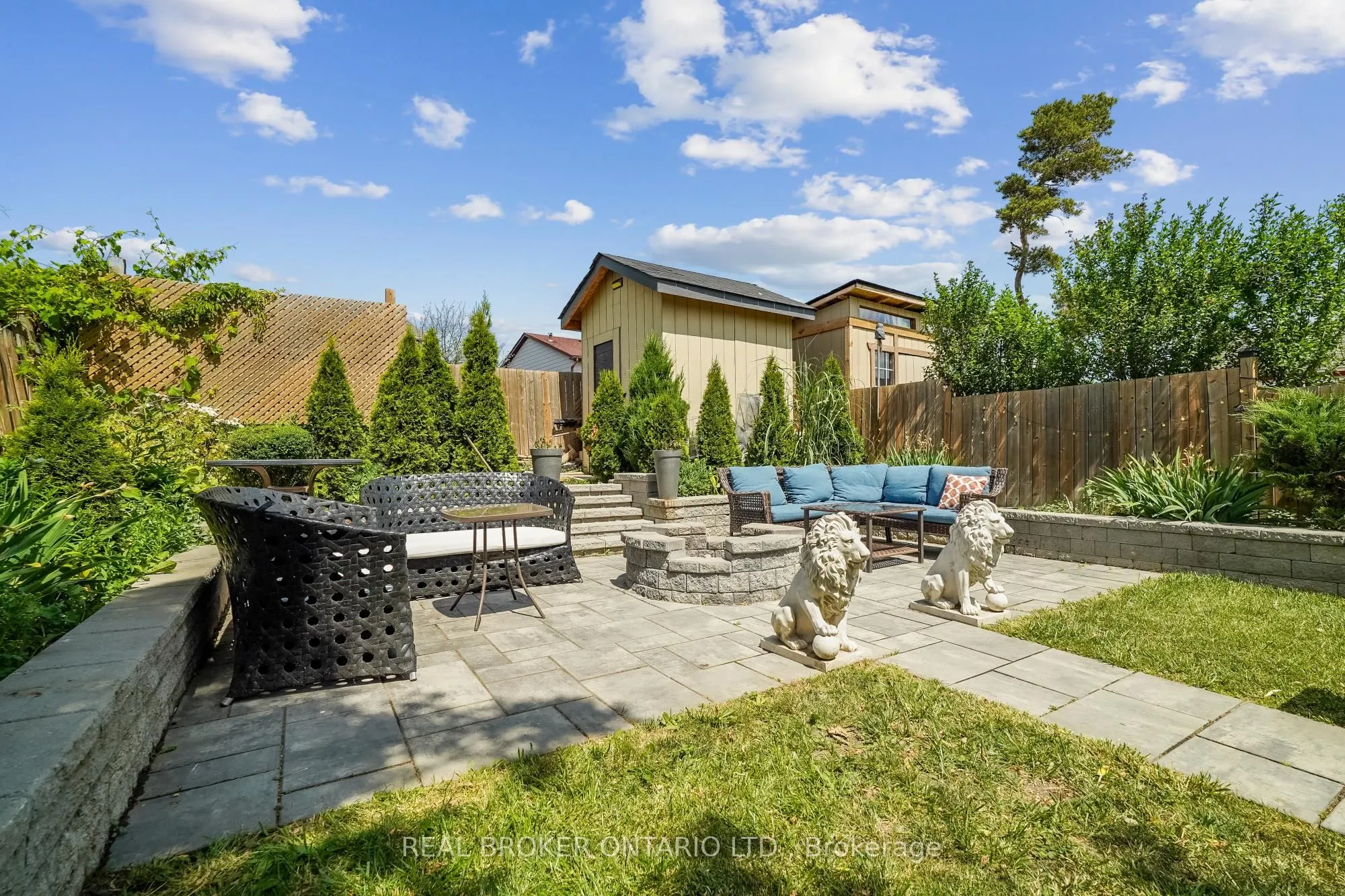3106 Redbank Crescent