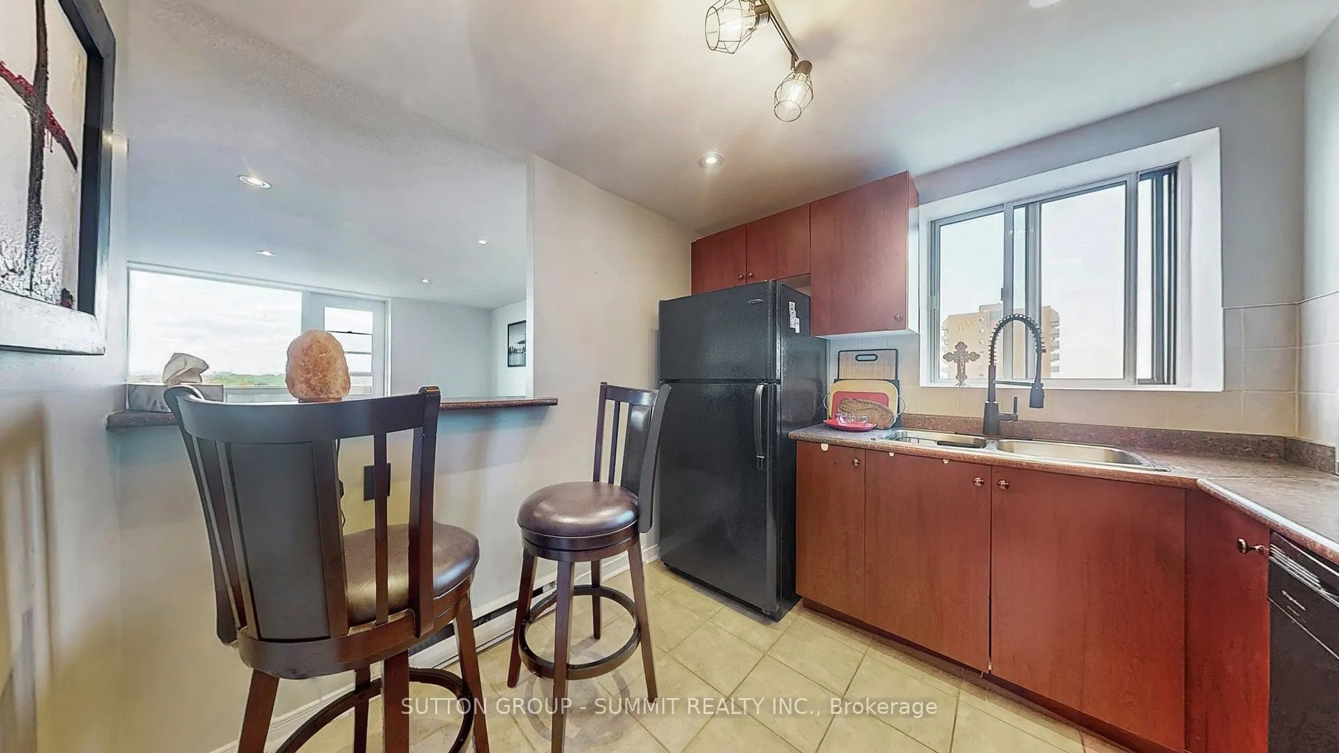 6720 GLEN ERIN Drive, #706