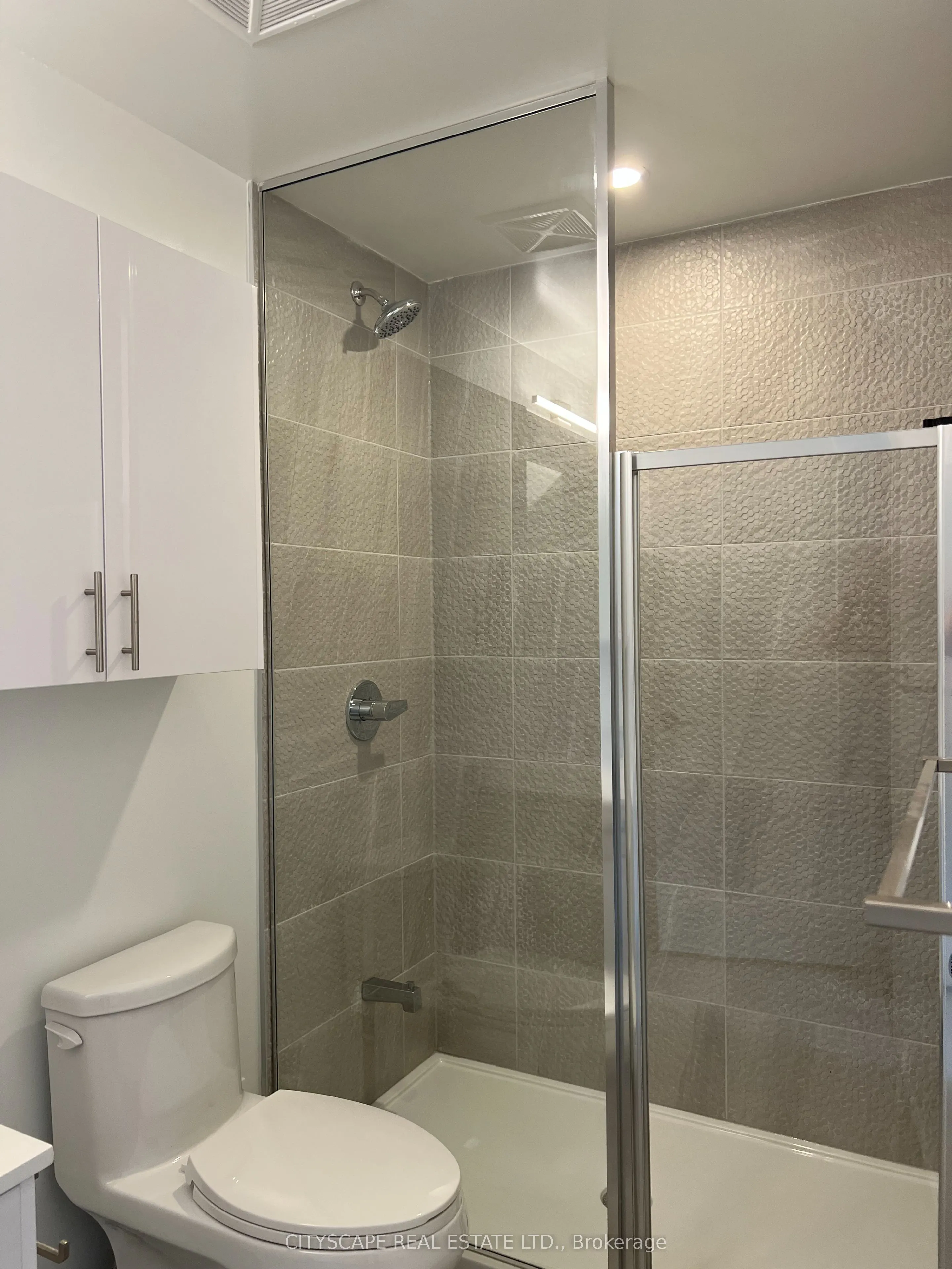 5105 Hurontario Street, #108