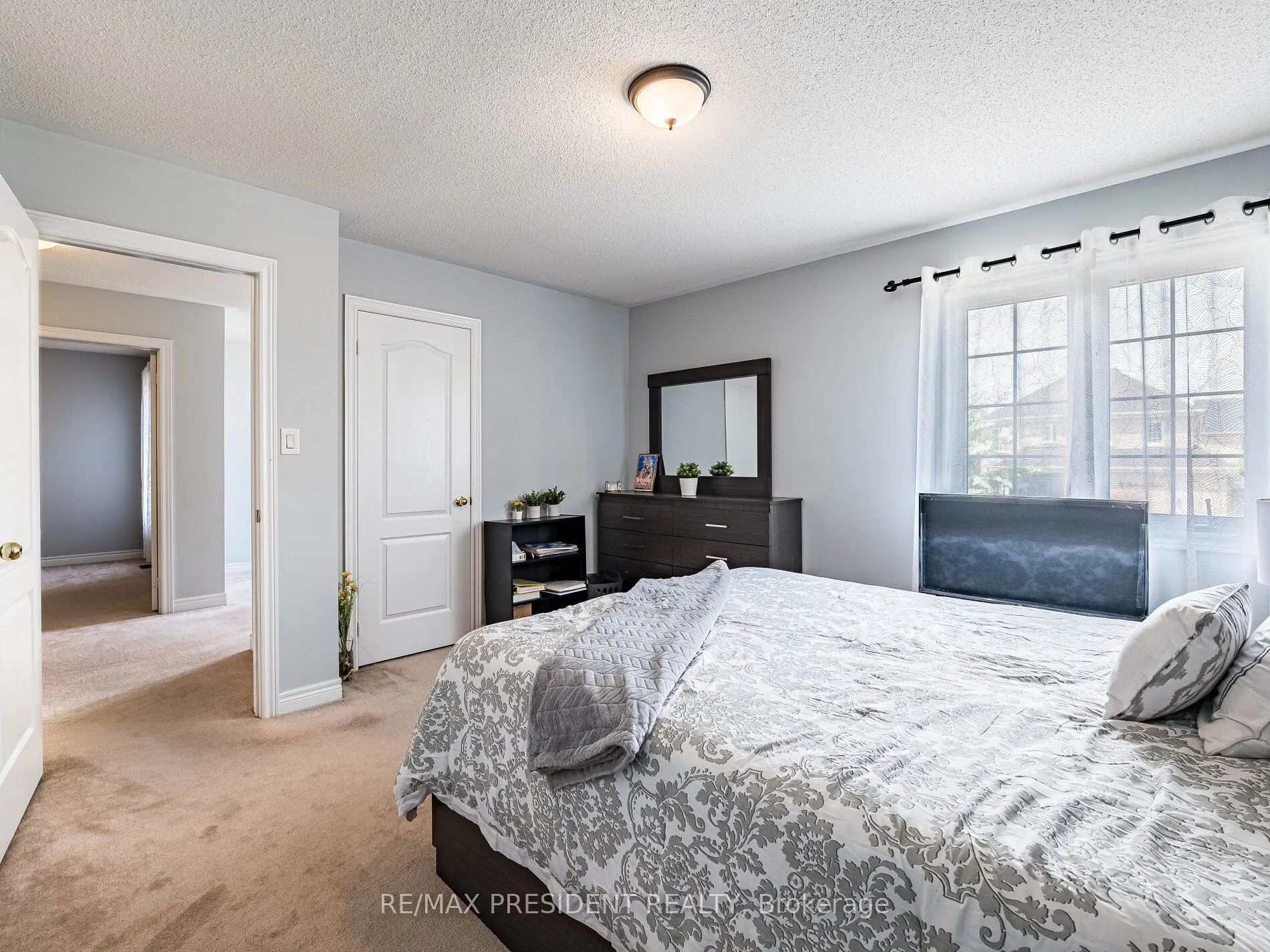 33 Belleville Drive