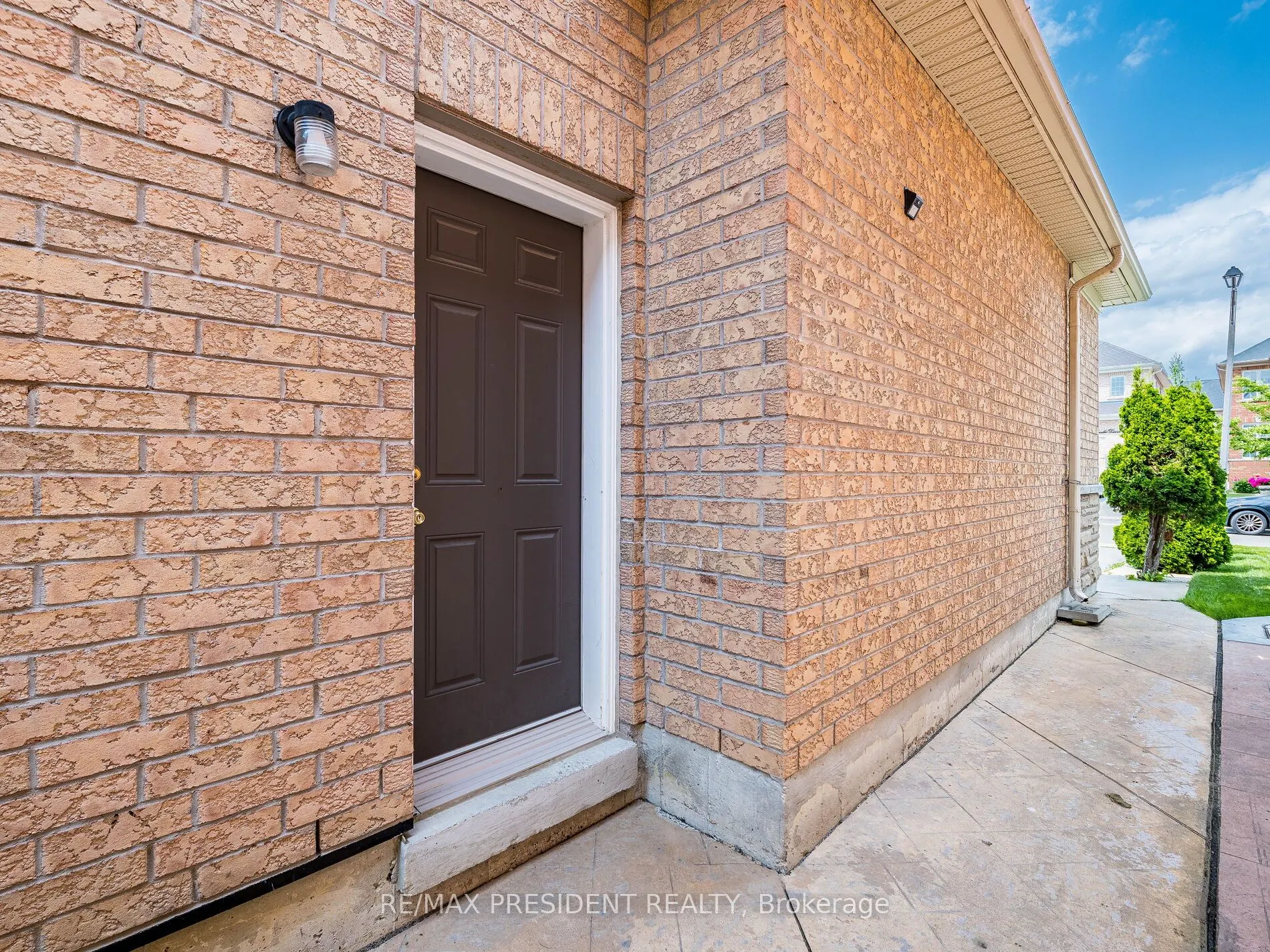 33 Belleville Drive