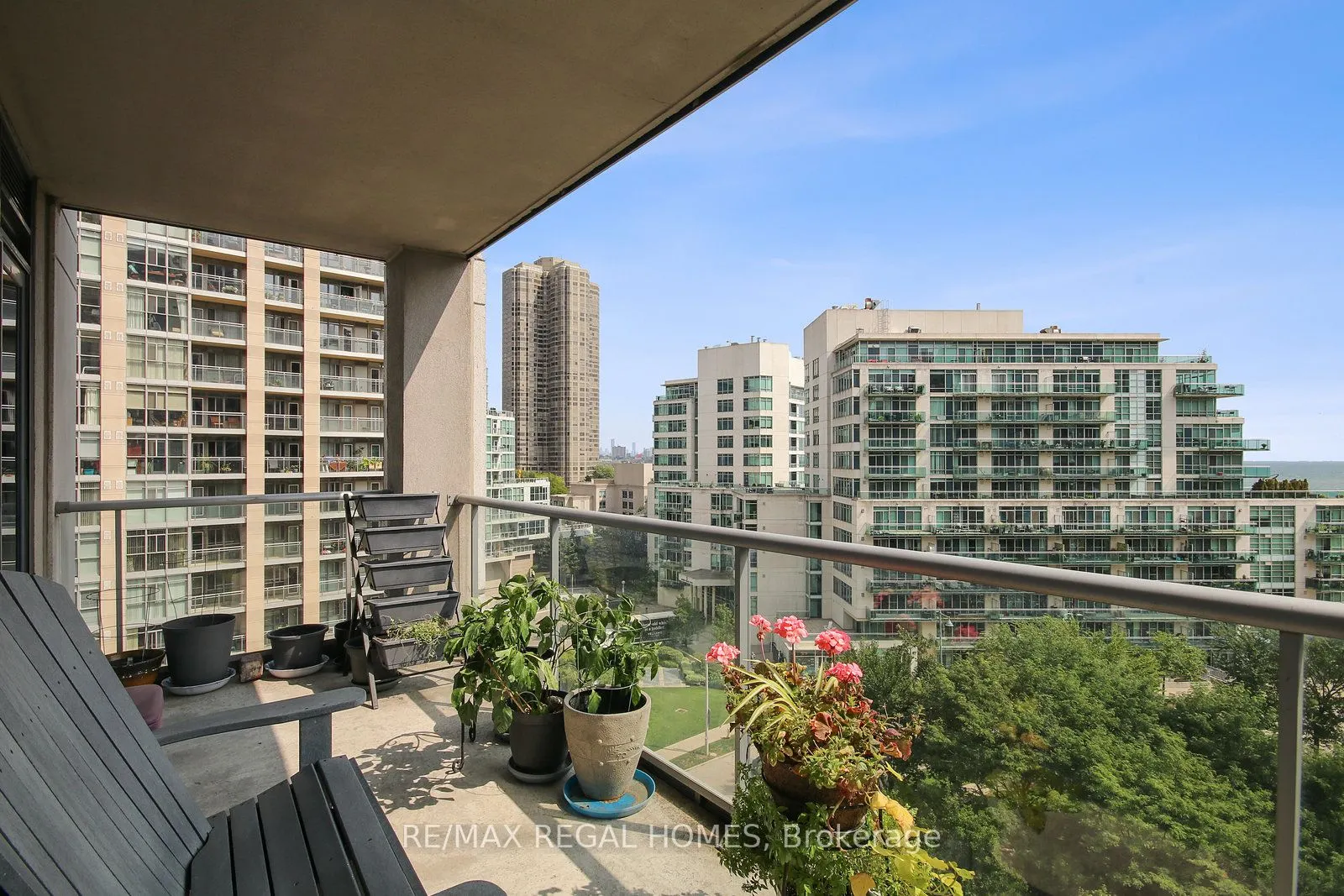 2083 Lake Shore Boulevard W, #710