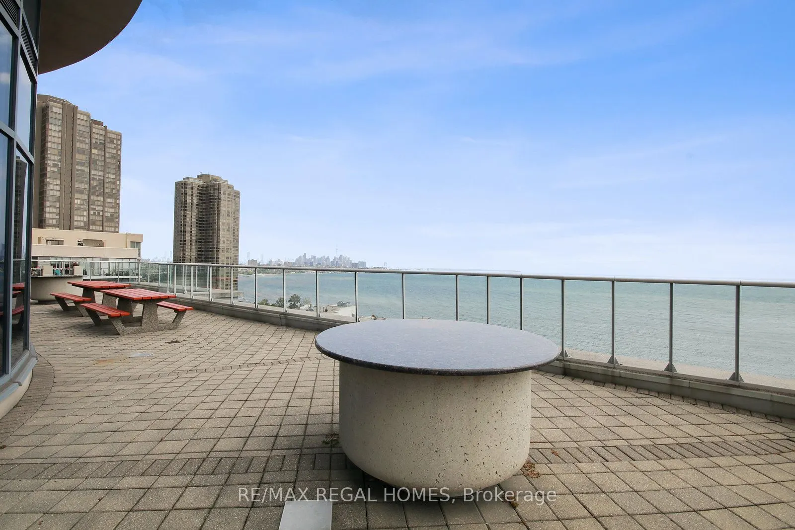 2083 Lake Shore Boulevard W, #710