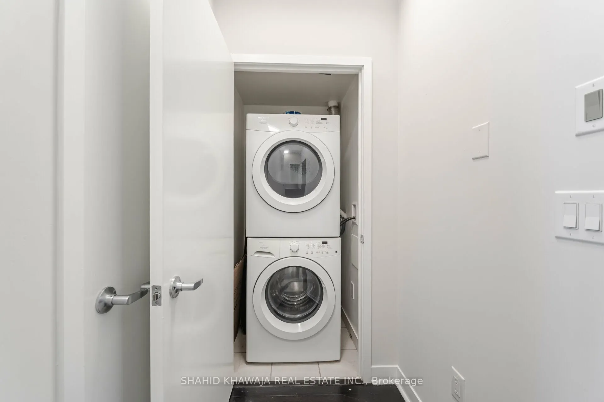 360 Square One Drive, #608