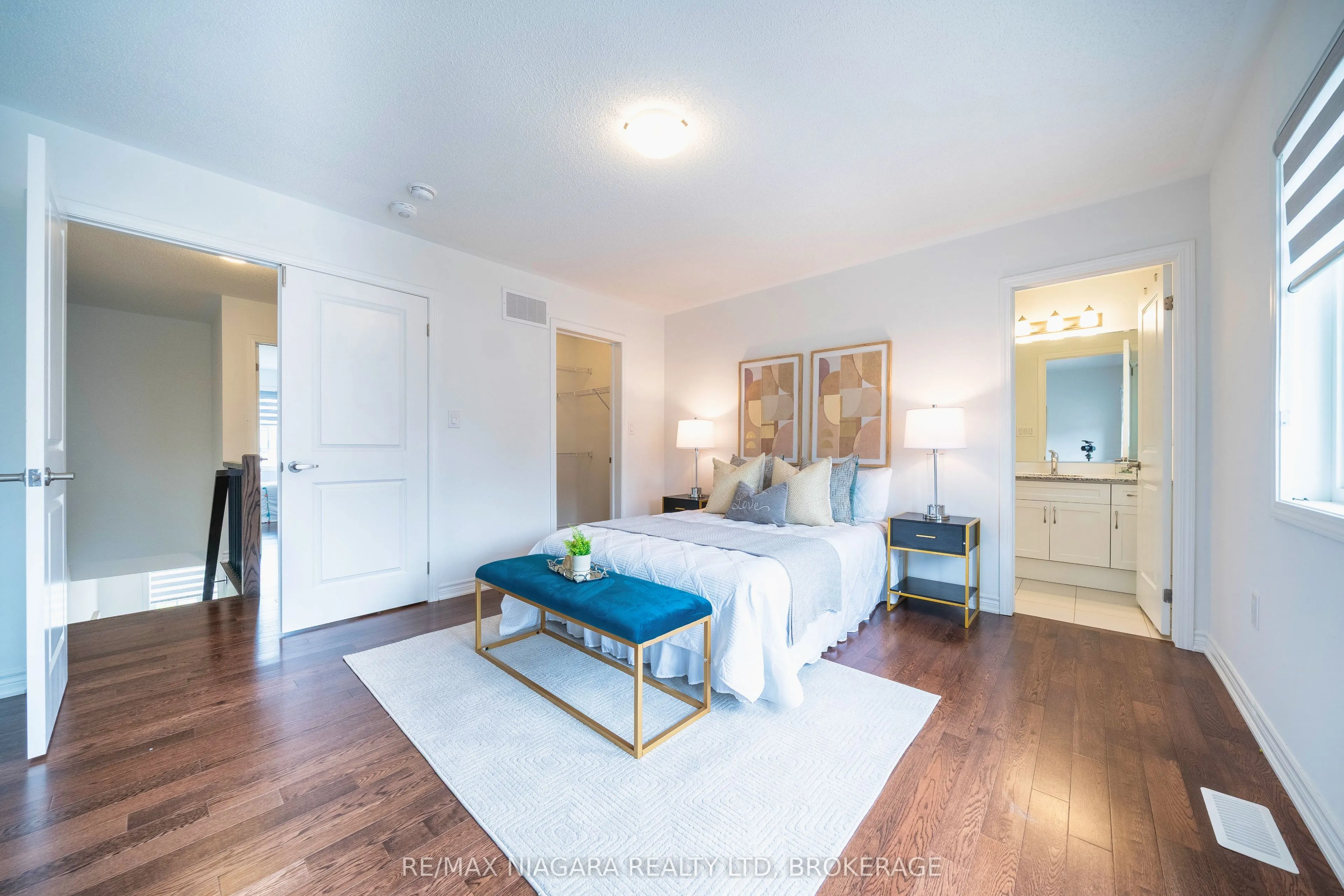1369 Kobzar Drive