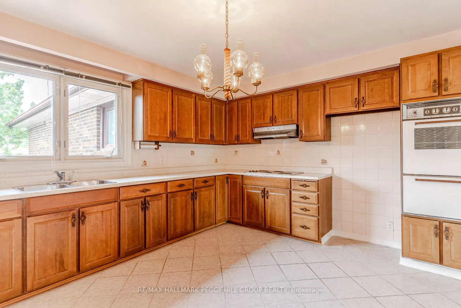 39 Frith Road