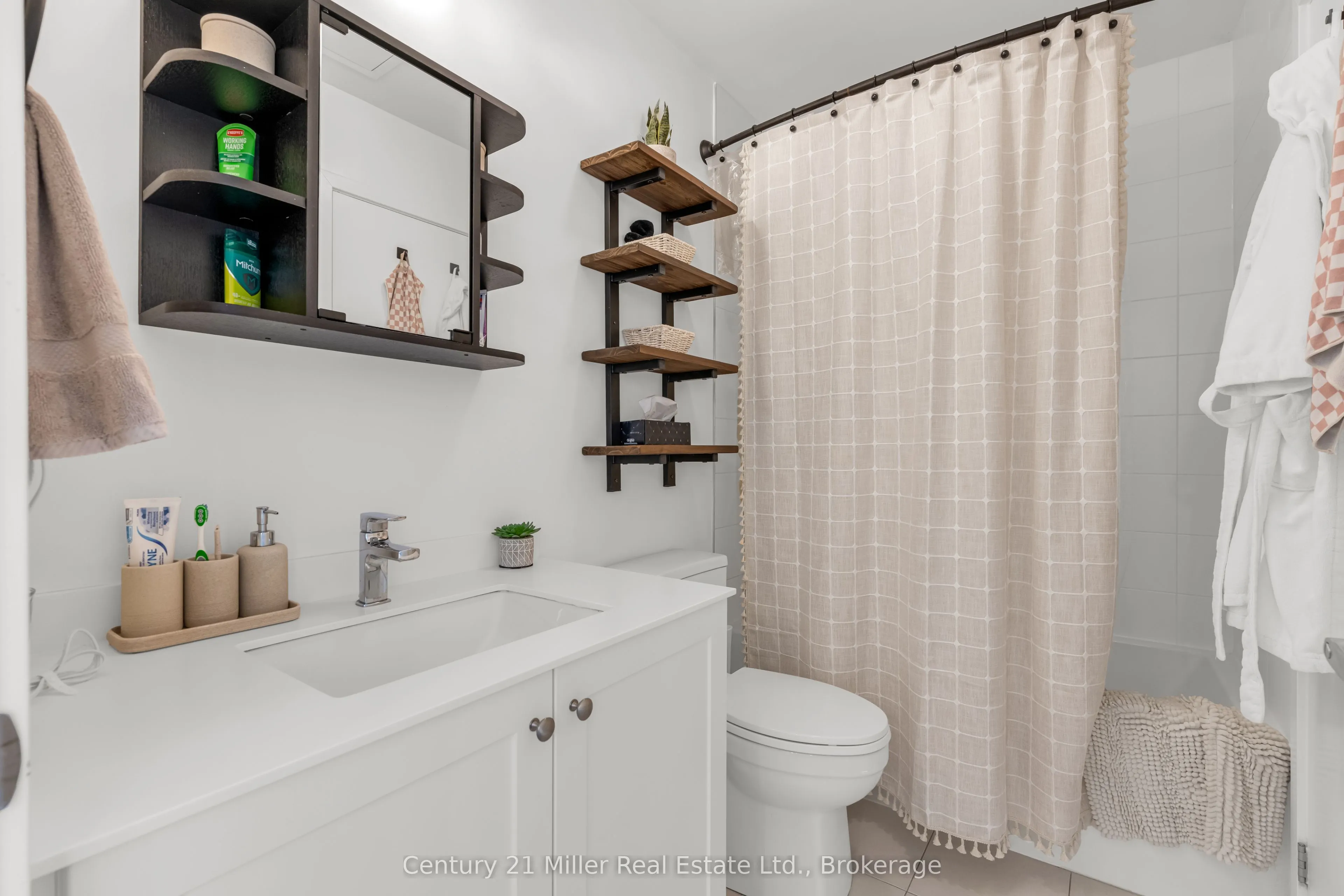 150 Sabina Drive, #301