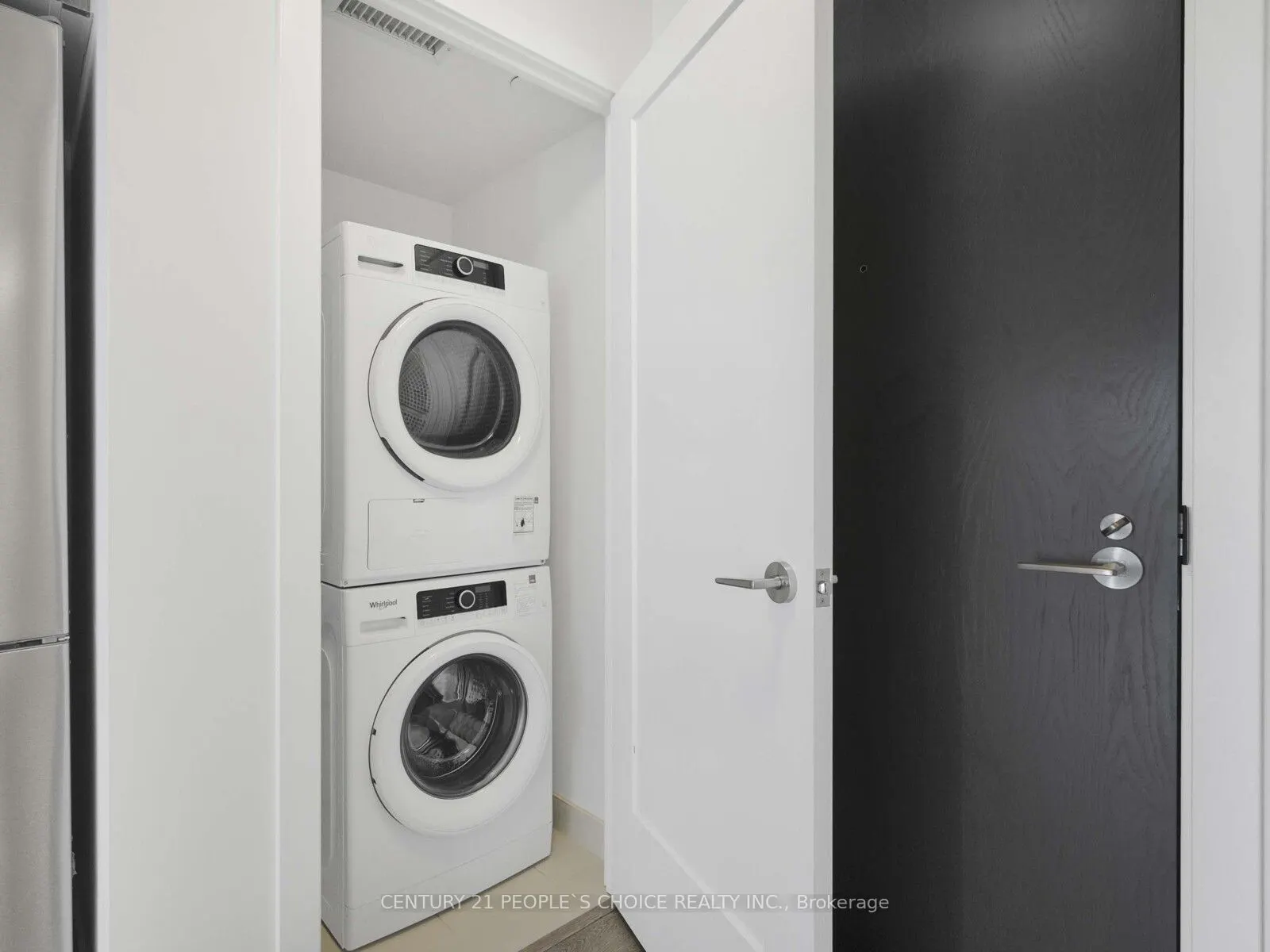 5 Mabelle Avenue, #2532