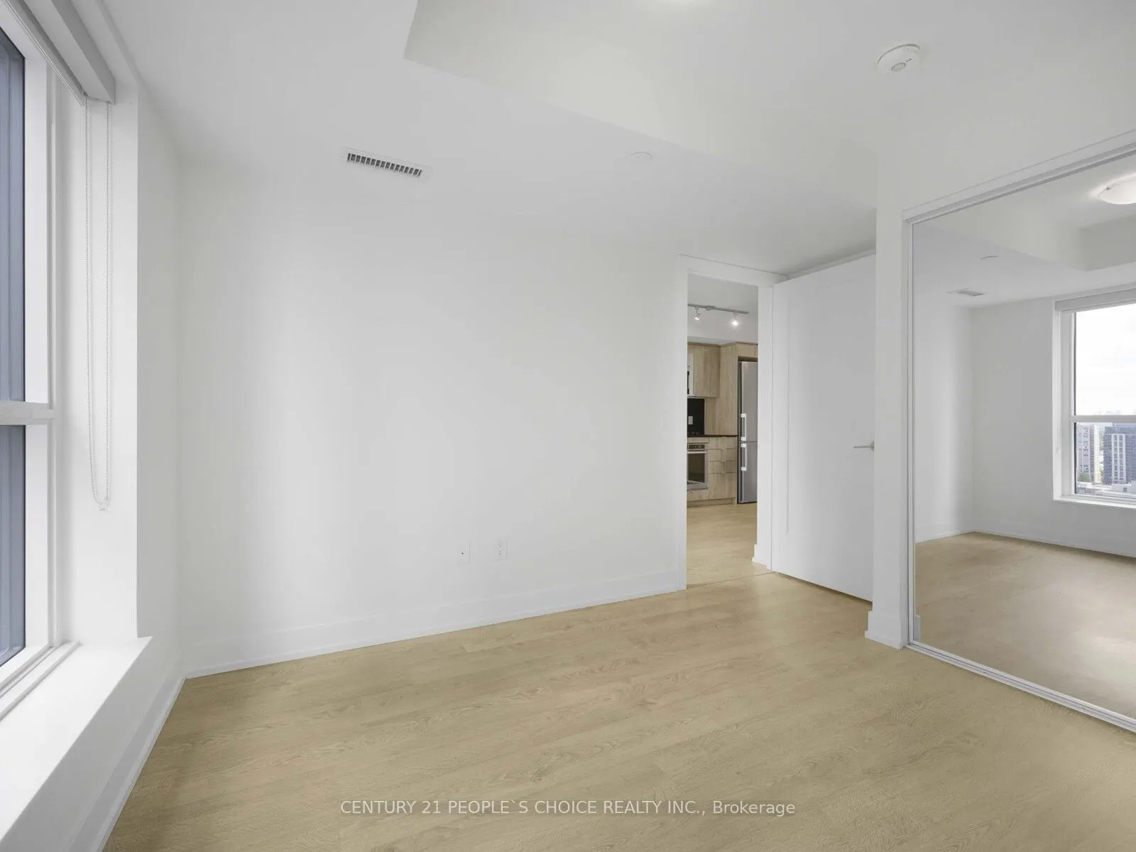 5 Mabelle Avenue, #2532