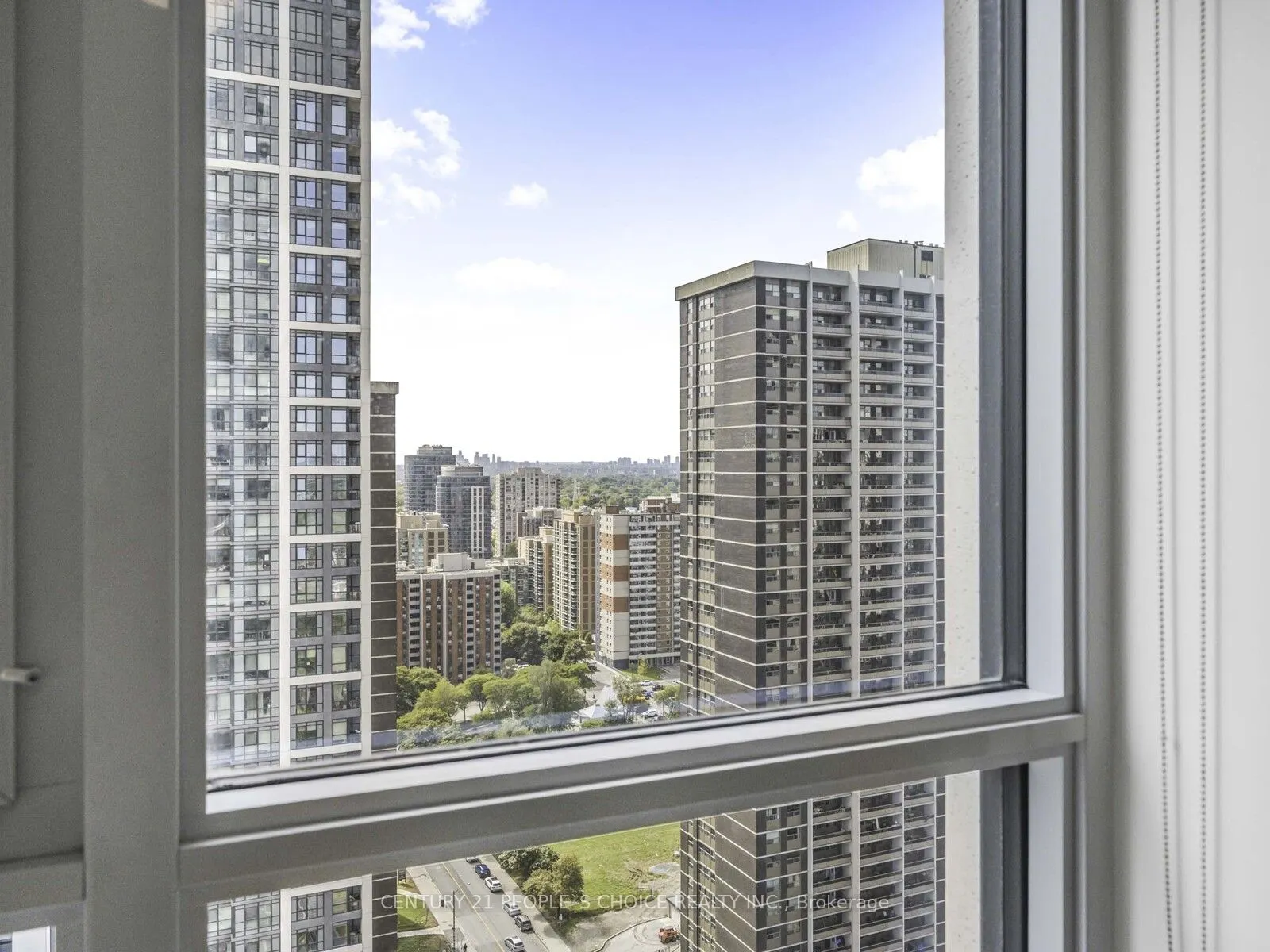 5 Mabelle Avenue, #2532