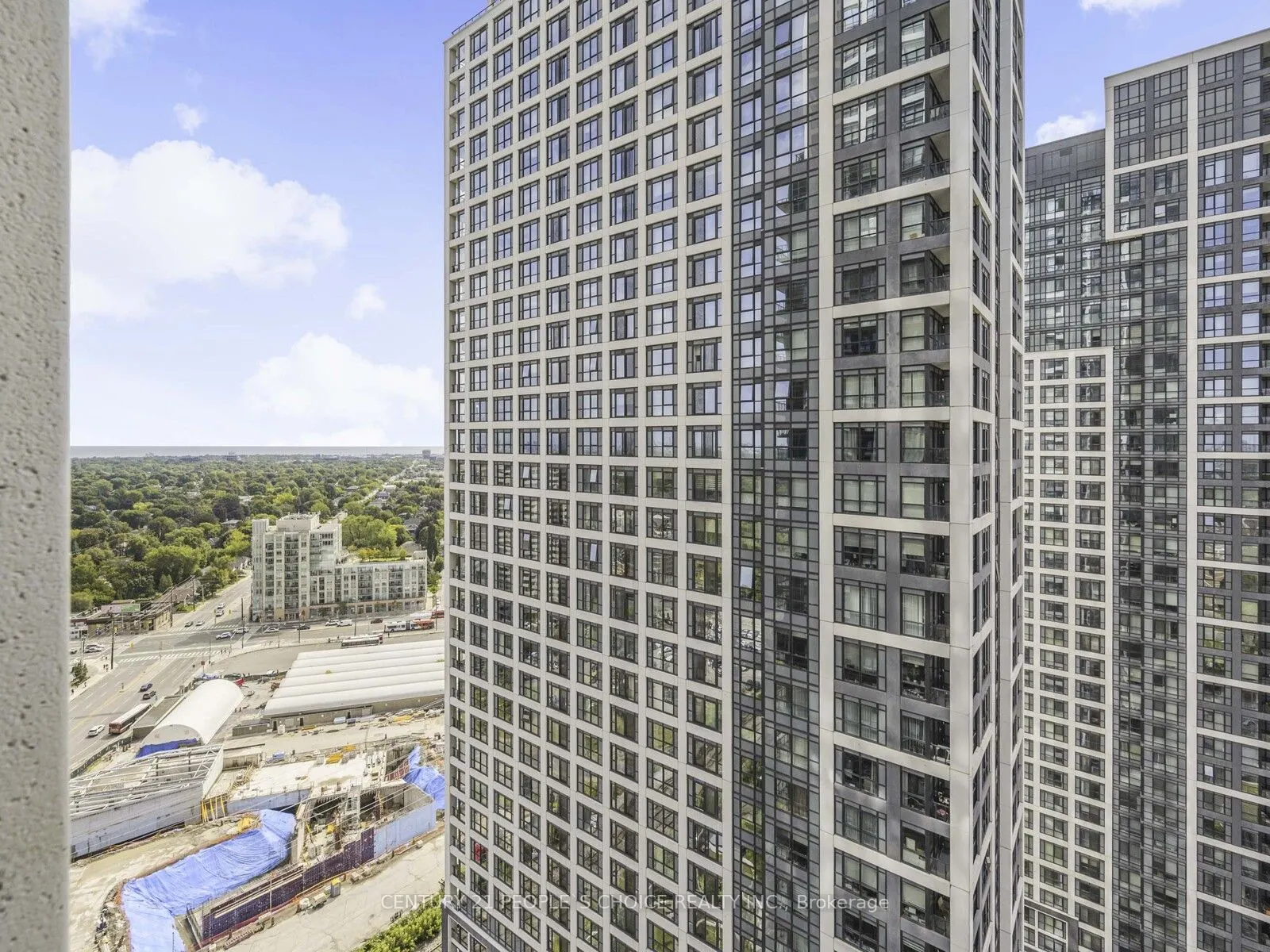 5 Mabelle Avenue, #2532