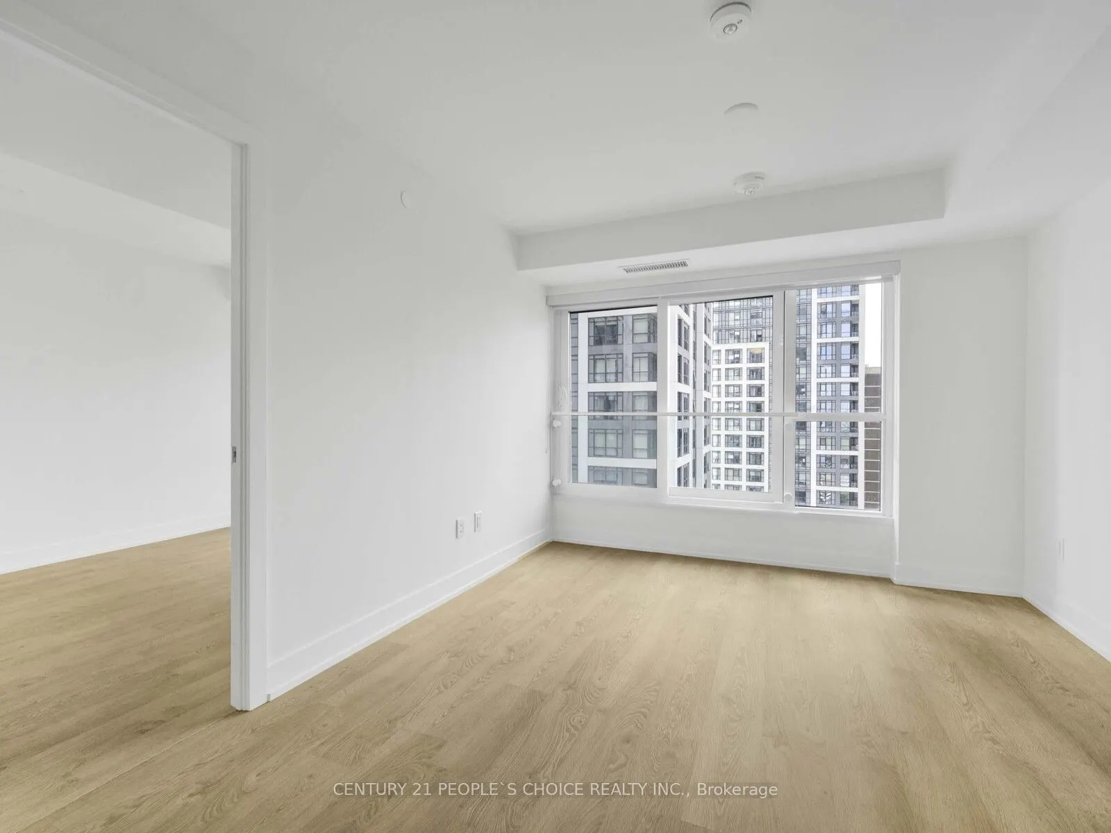 5 Mabelle Avenue, #2532
