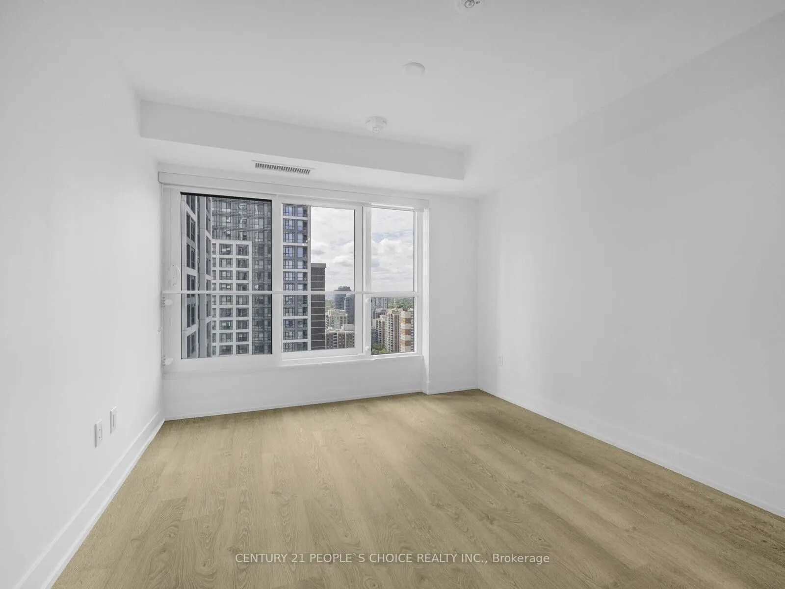 5 Mabelle Avenue, #2532