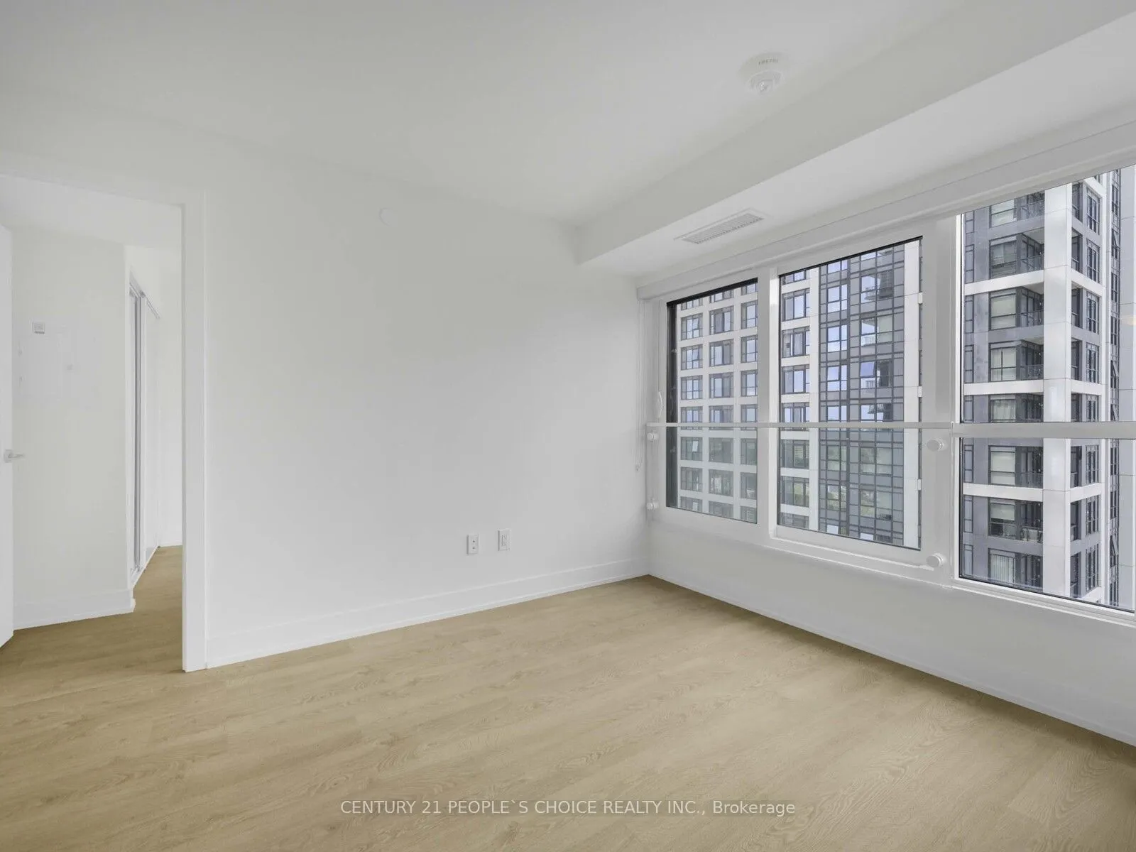 5 Mabelle Avenue, #2532