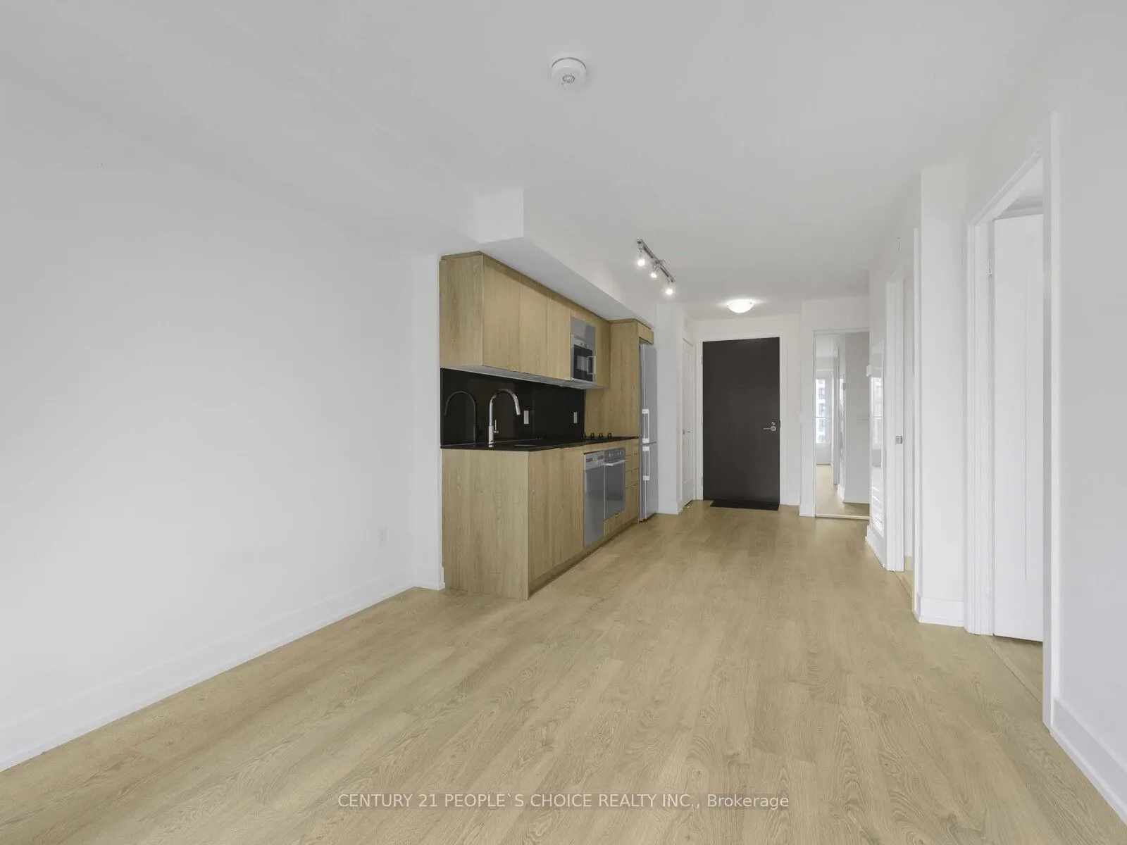 5 Mabelle Avenue, #2532