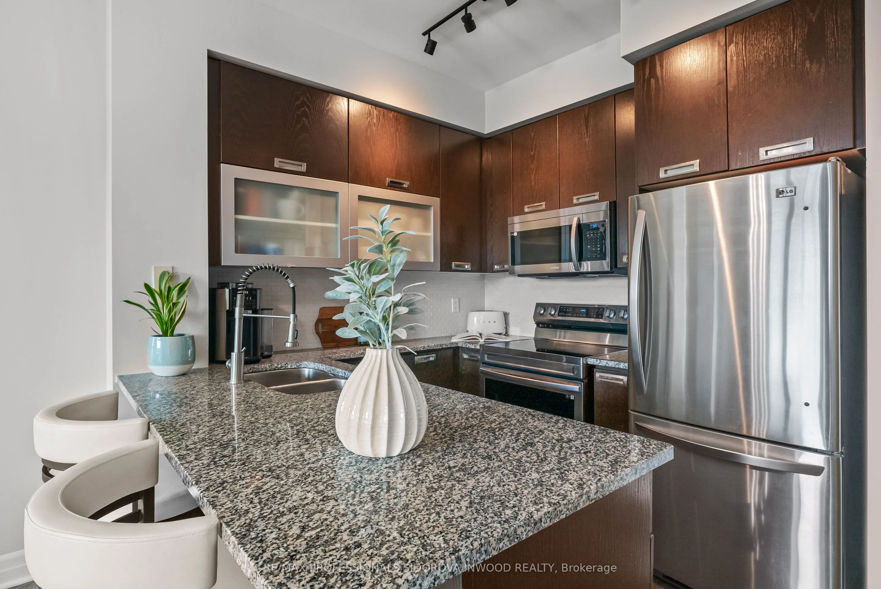 20 Gothic Avenue, #414