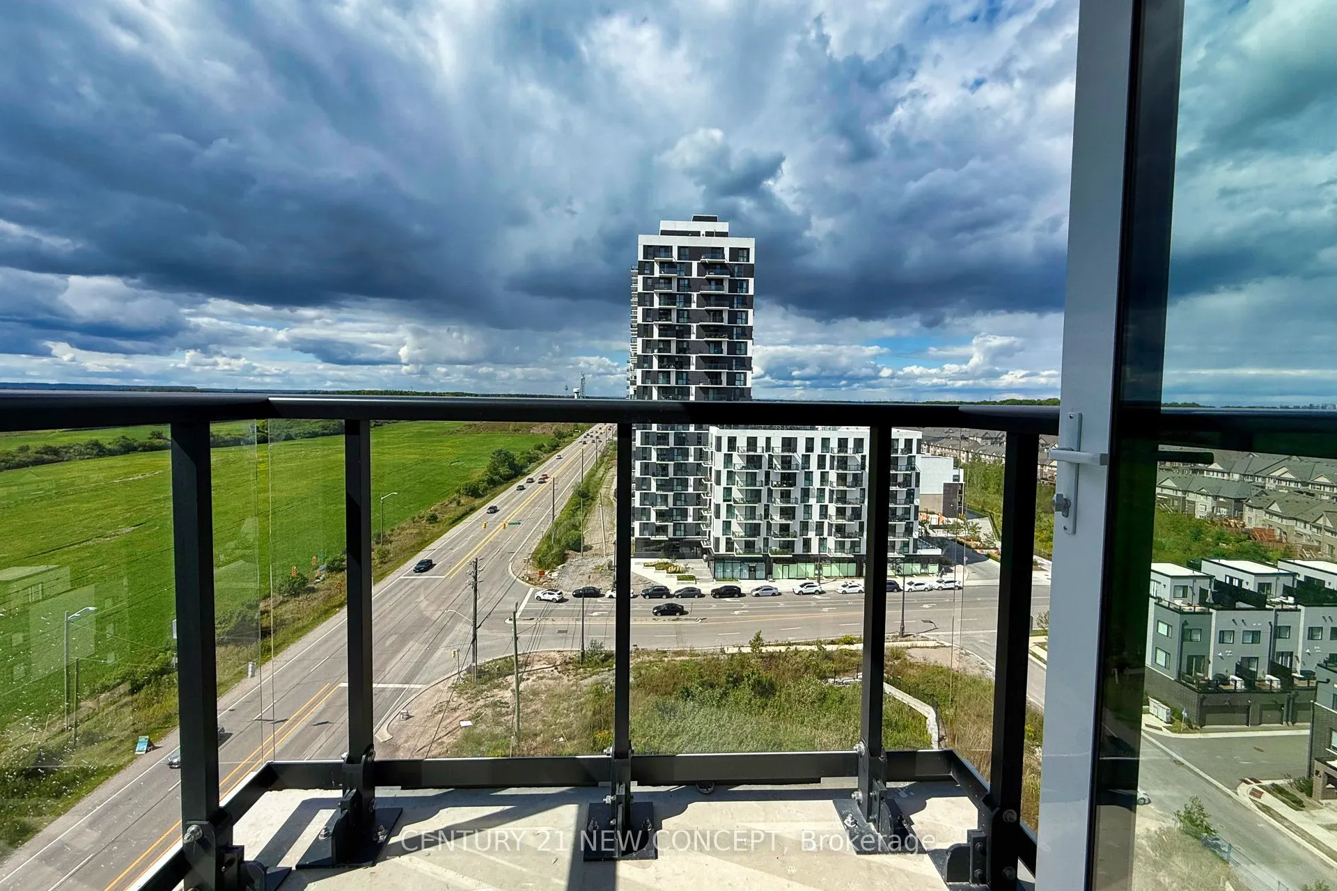 3079 Trafalgar Road, #1103