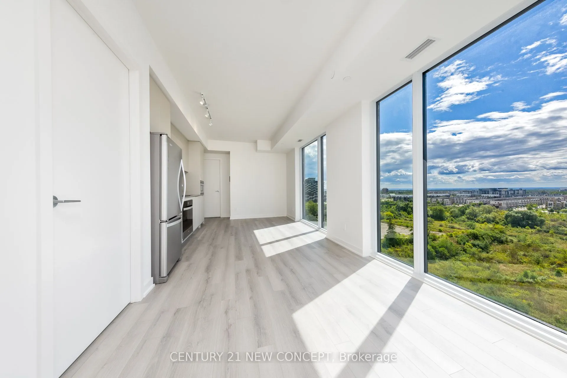 3079 Trafalgar Road, #1103